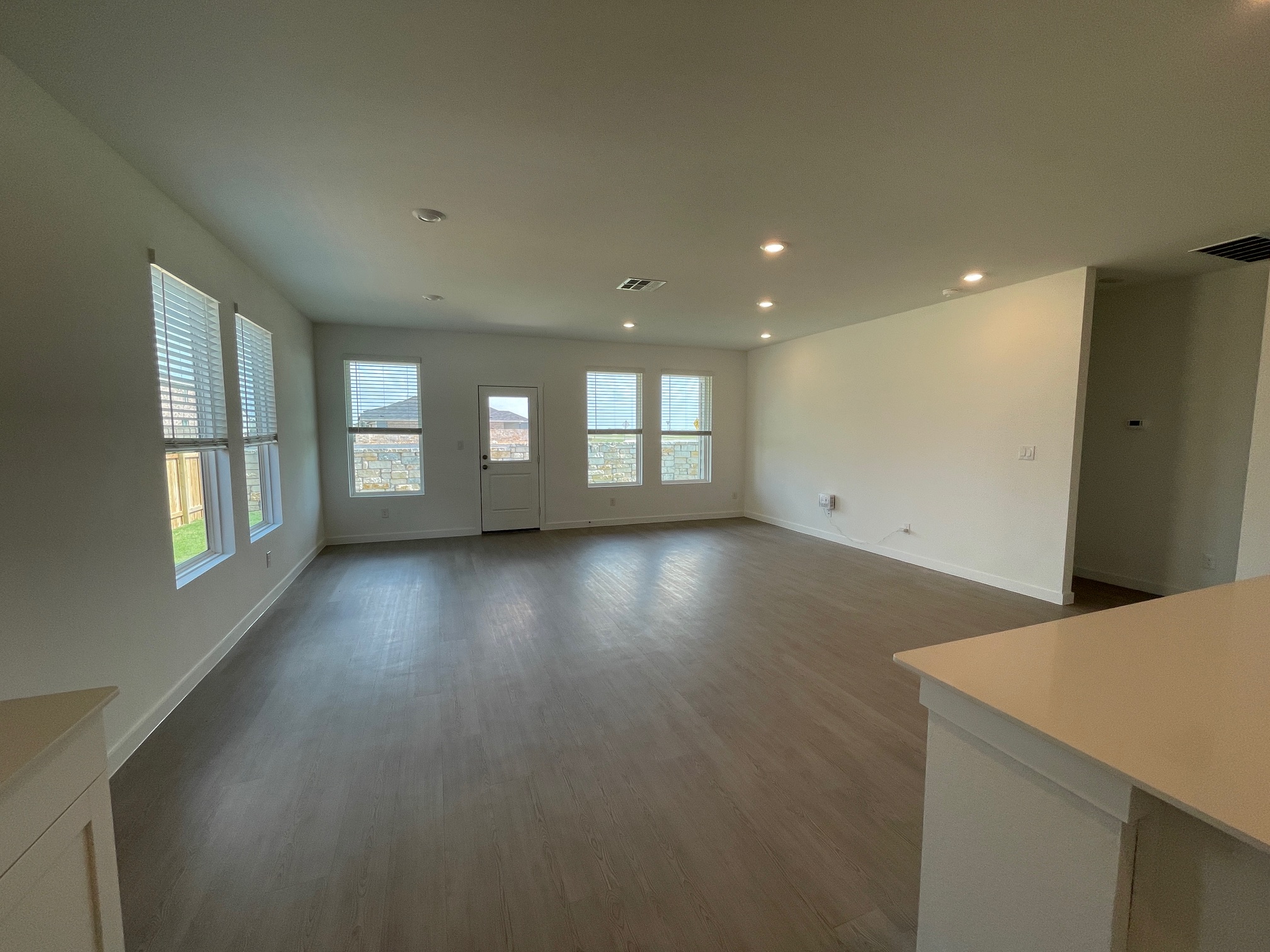 401 Sormonne Loop, Kyle, TX 78640 — photo 2