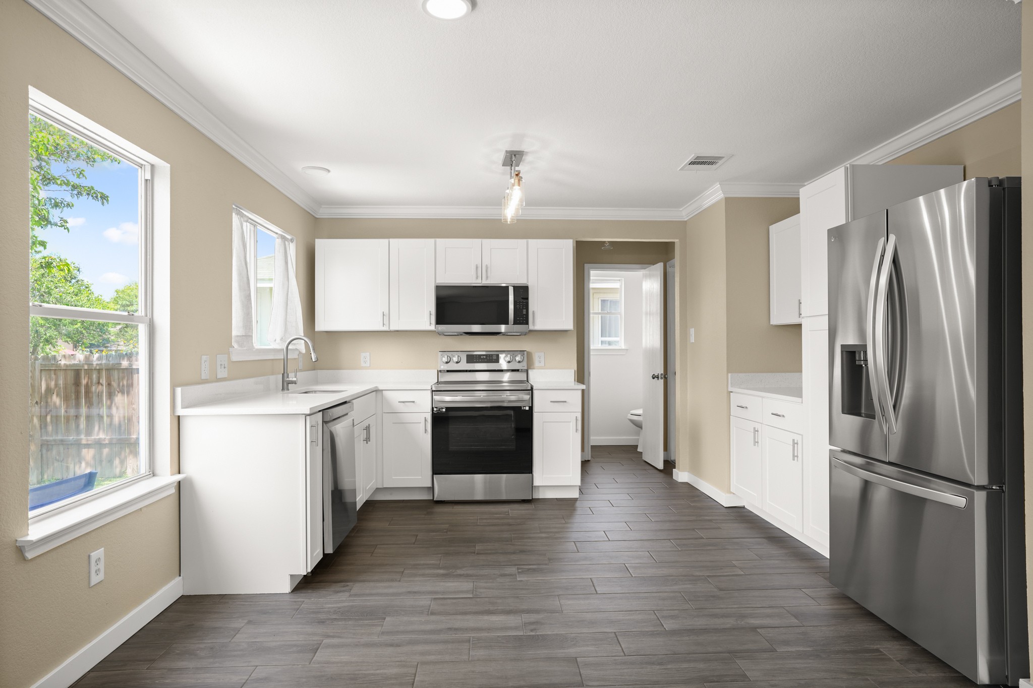 18209 Canopy Ln — photo