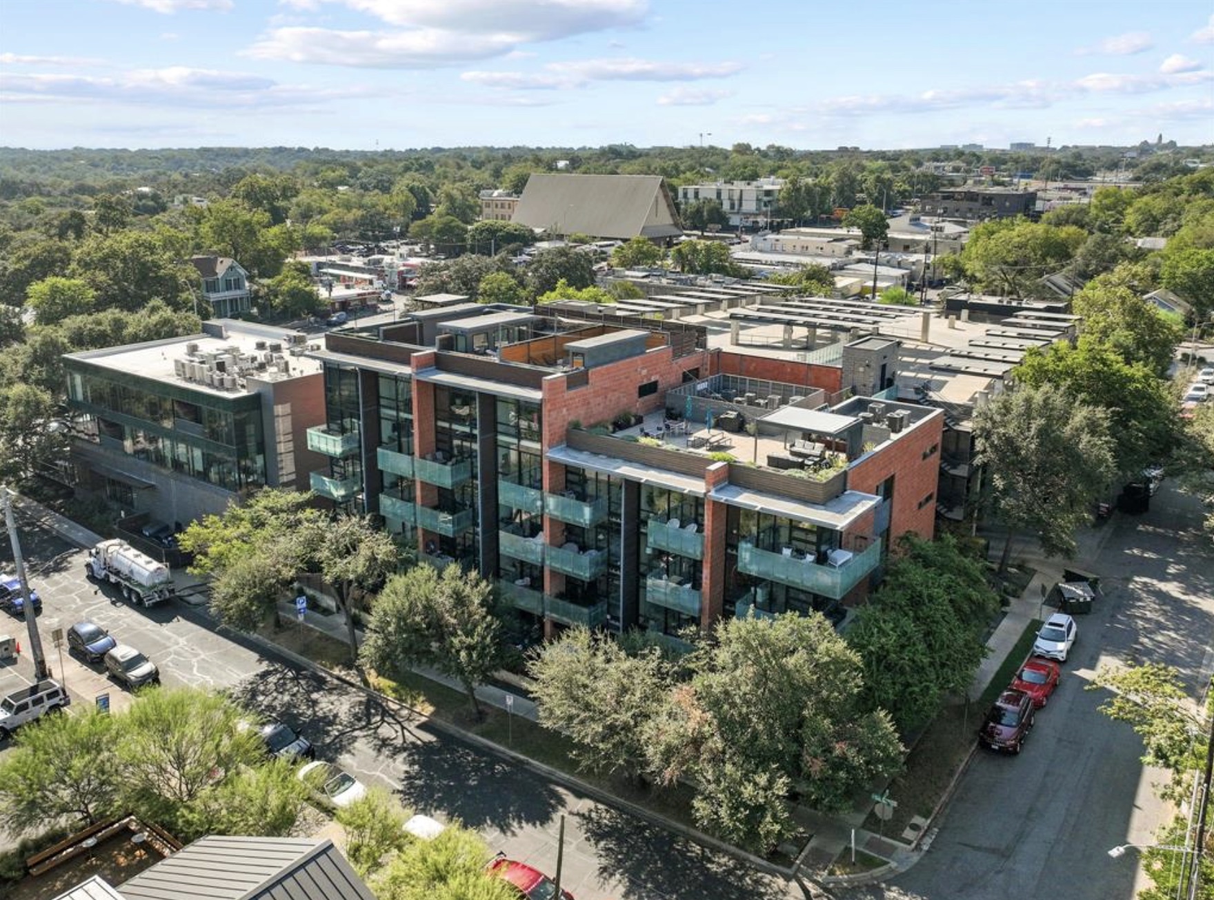 1401 Eva St 206 — photo
