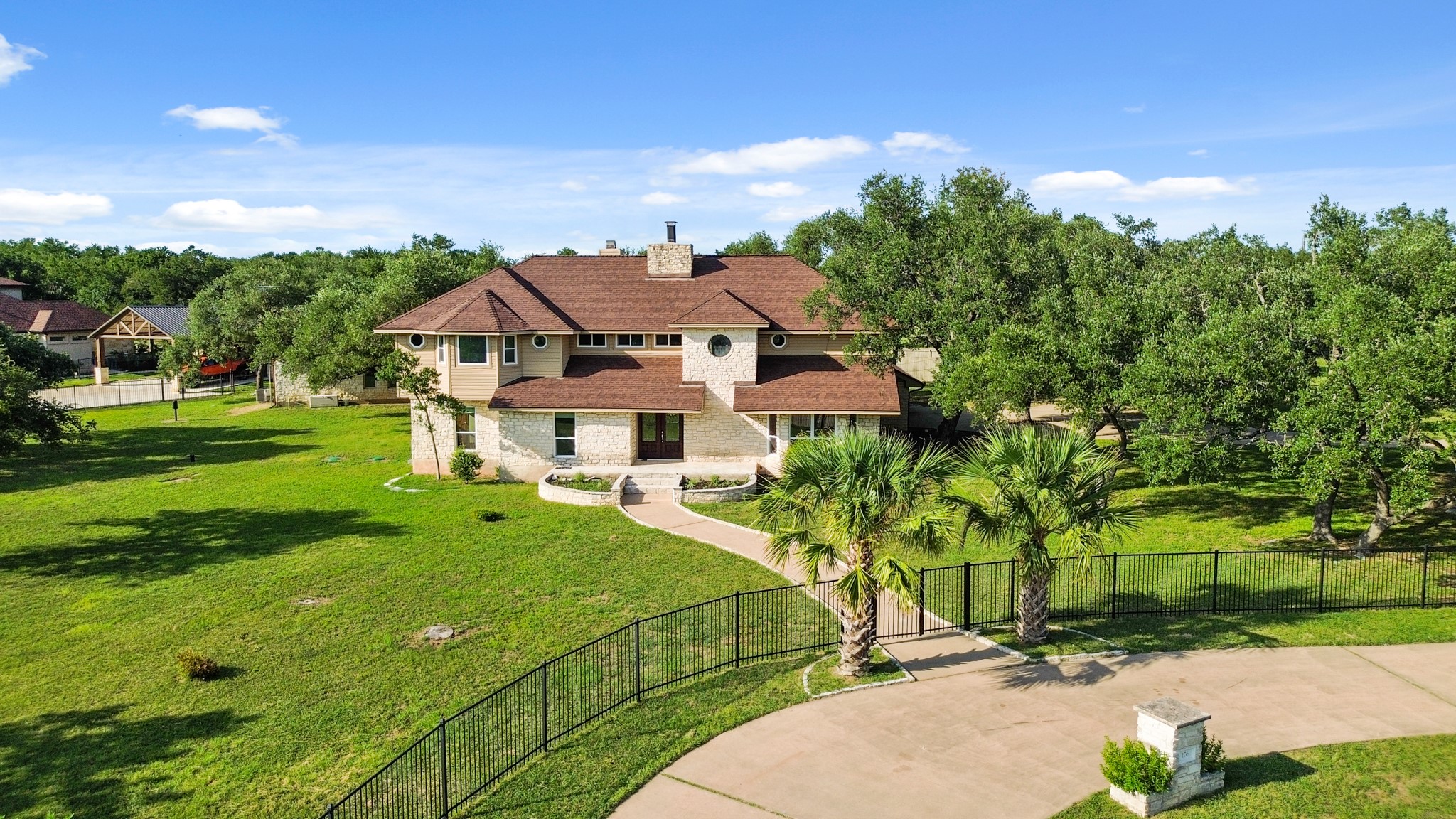 176 Logan Ranch Road, Georgetown, TX 78628 — photo 3