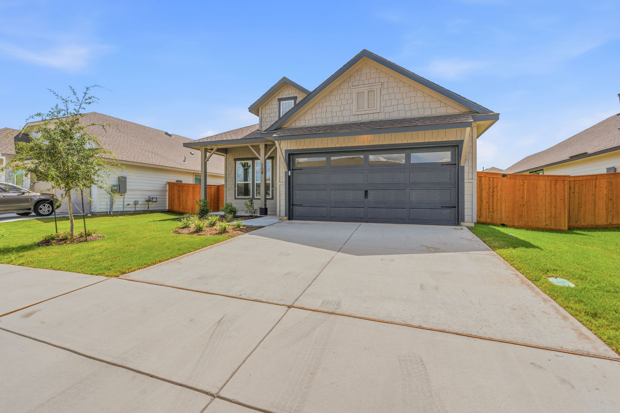 158 Paul Pena Dr — photo