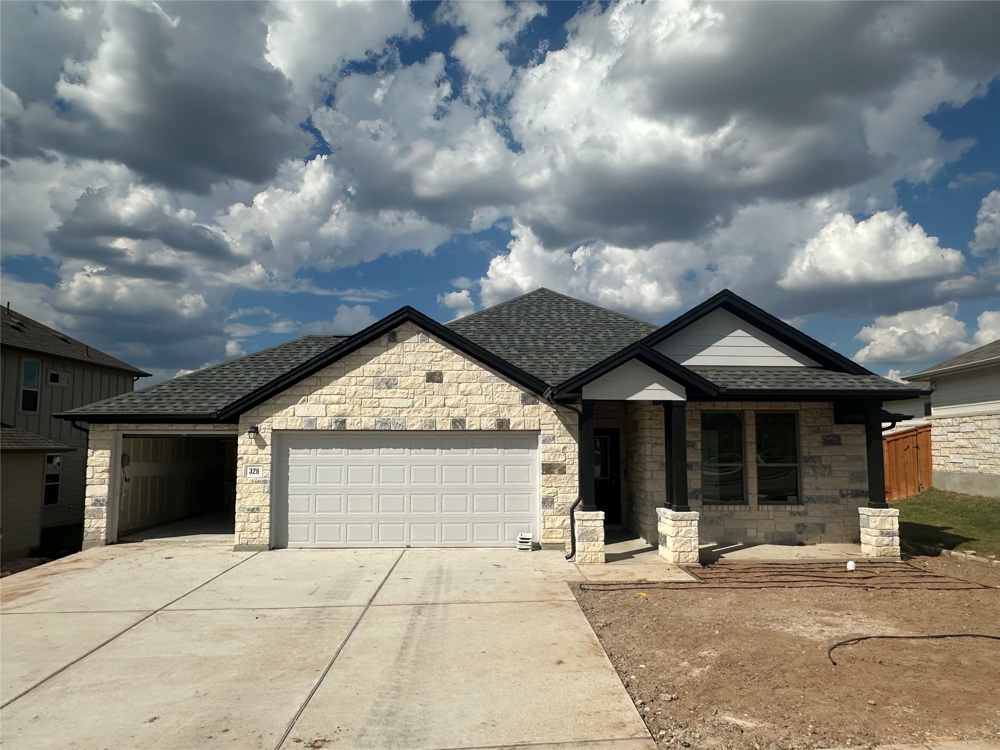 326 Dogvane Cir — photo