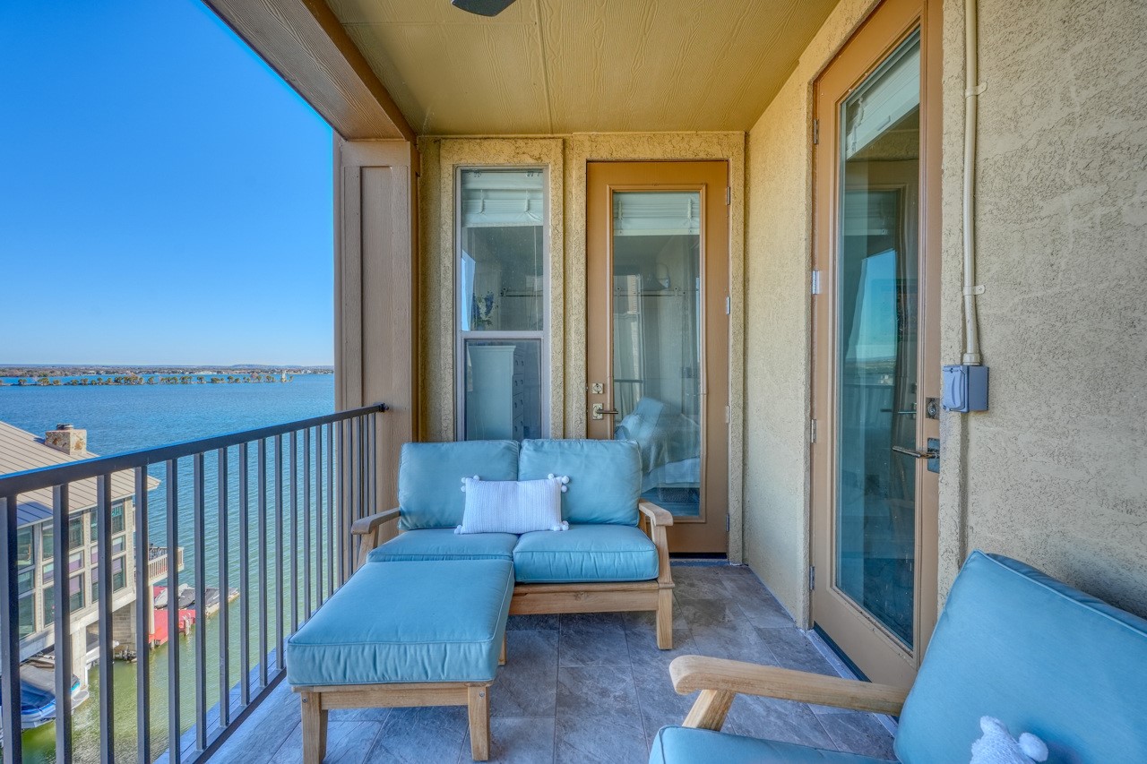 1001 The Cape Rd 46 — photo