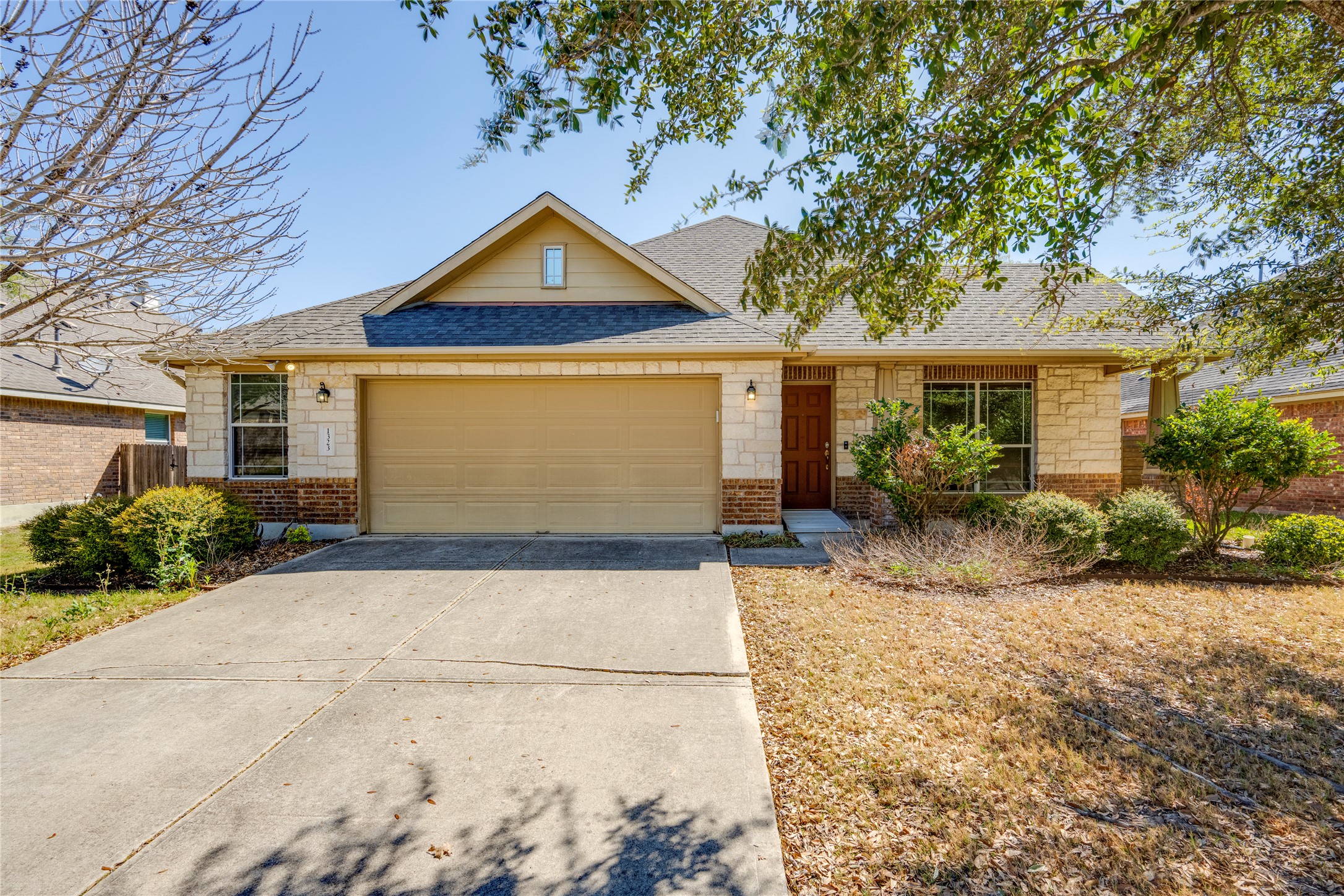 1323 Talley Loop — photo