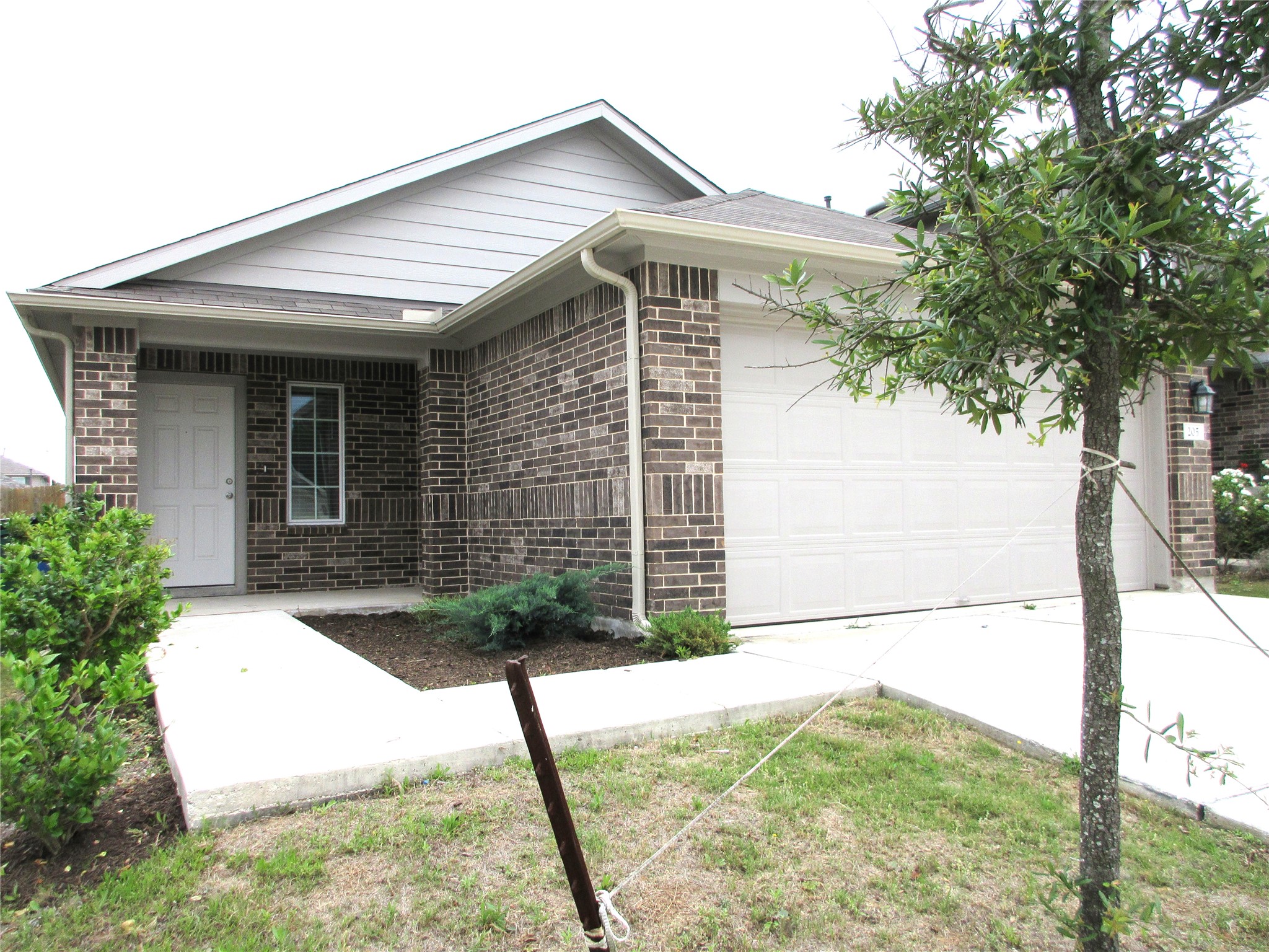 205 Granary Dr — photo