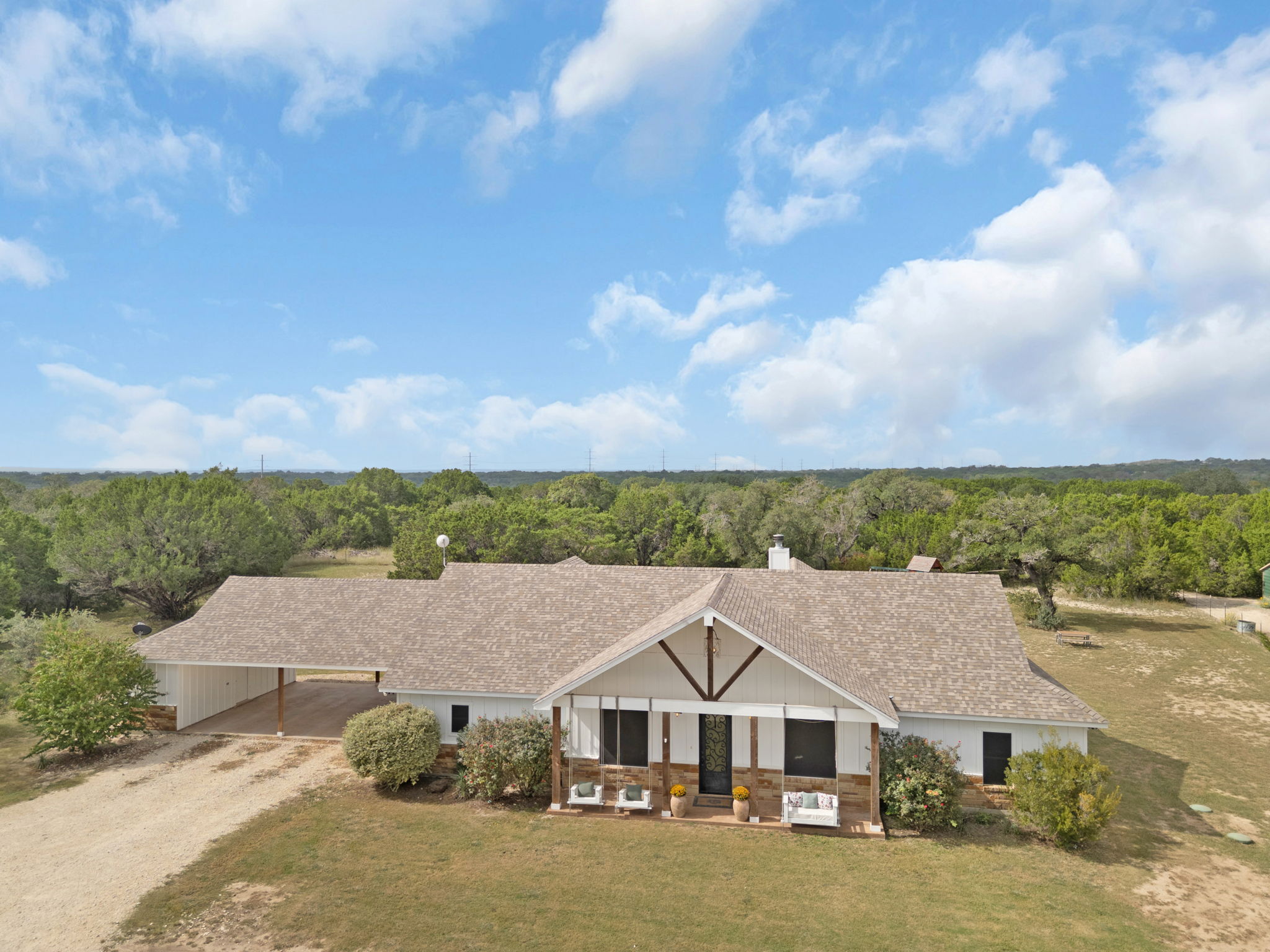 6757 County Road 3010 — photo