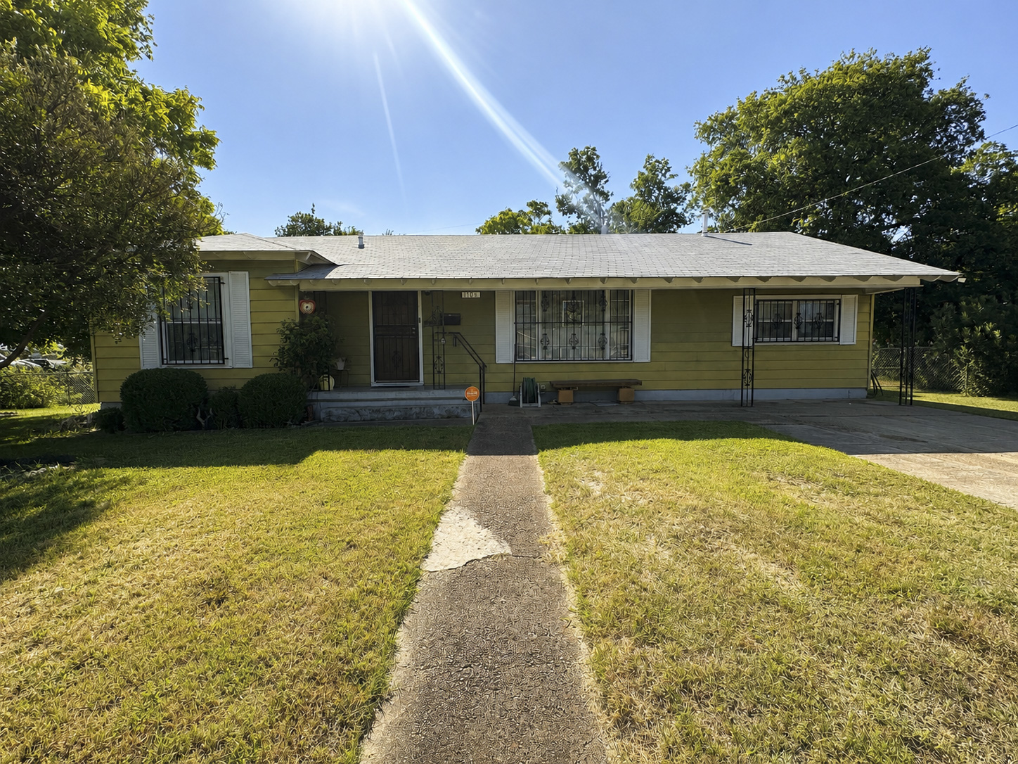 1109 Gray Dr — photo