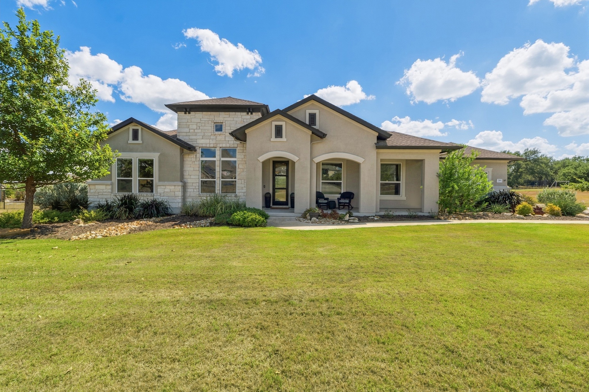 350 July Johnson Dr — photo
