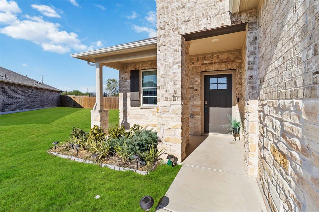 226 Coralbean Dr — photo