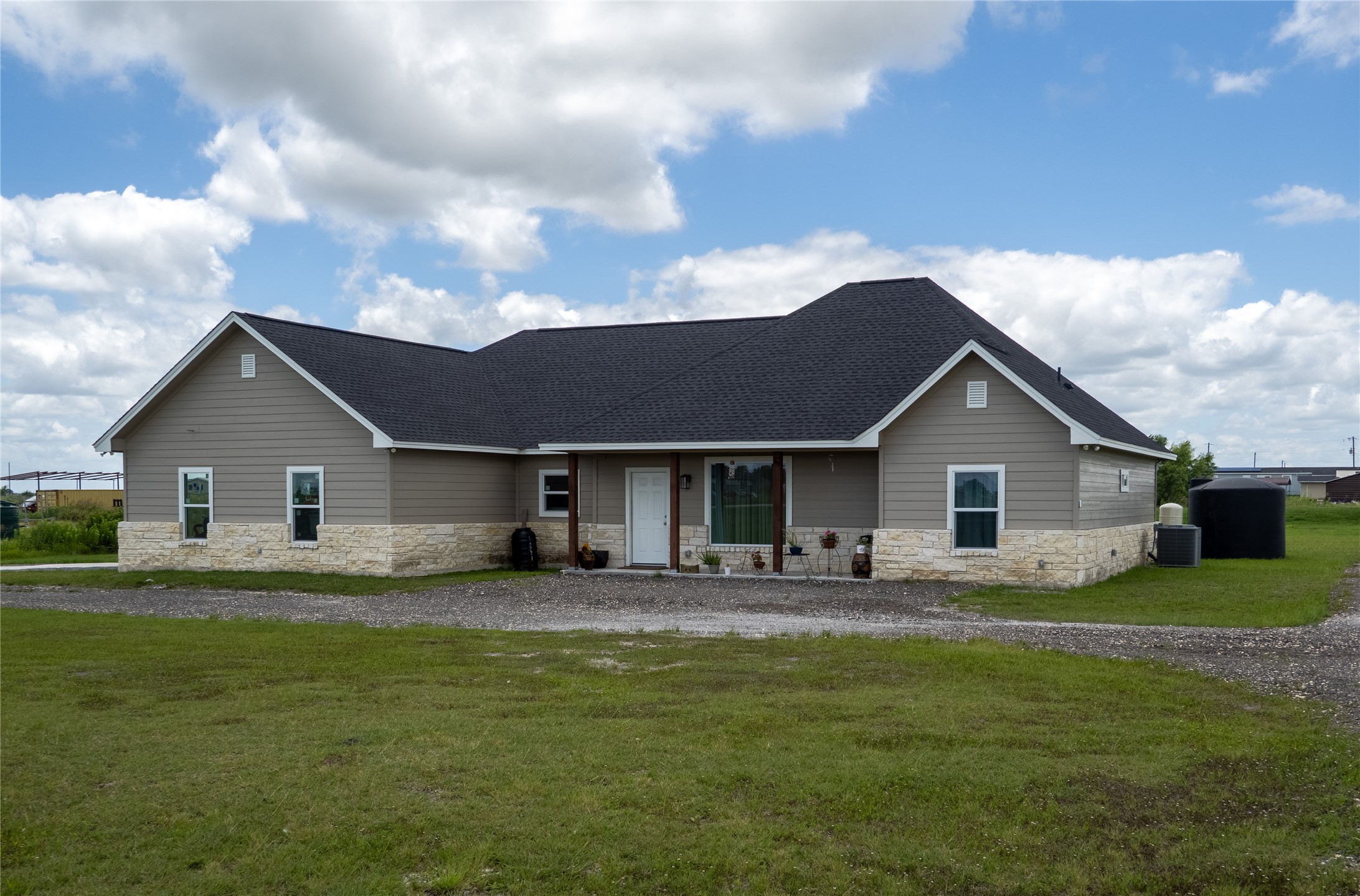 140 Daniel Drive, Bertram, TX 78605 — photo 2