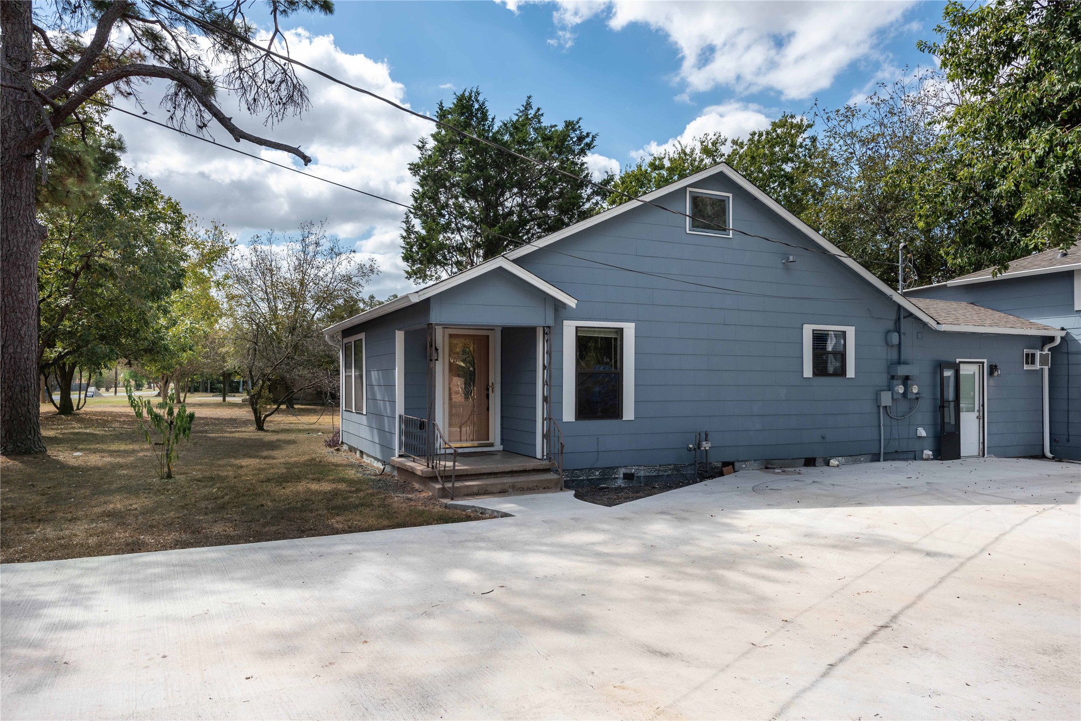 406 Lexington Rd 1 — photo