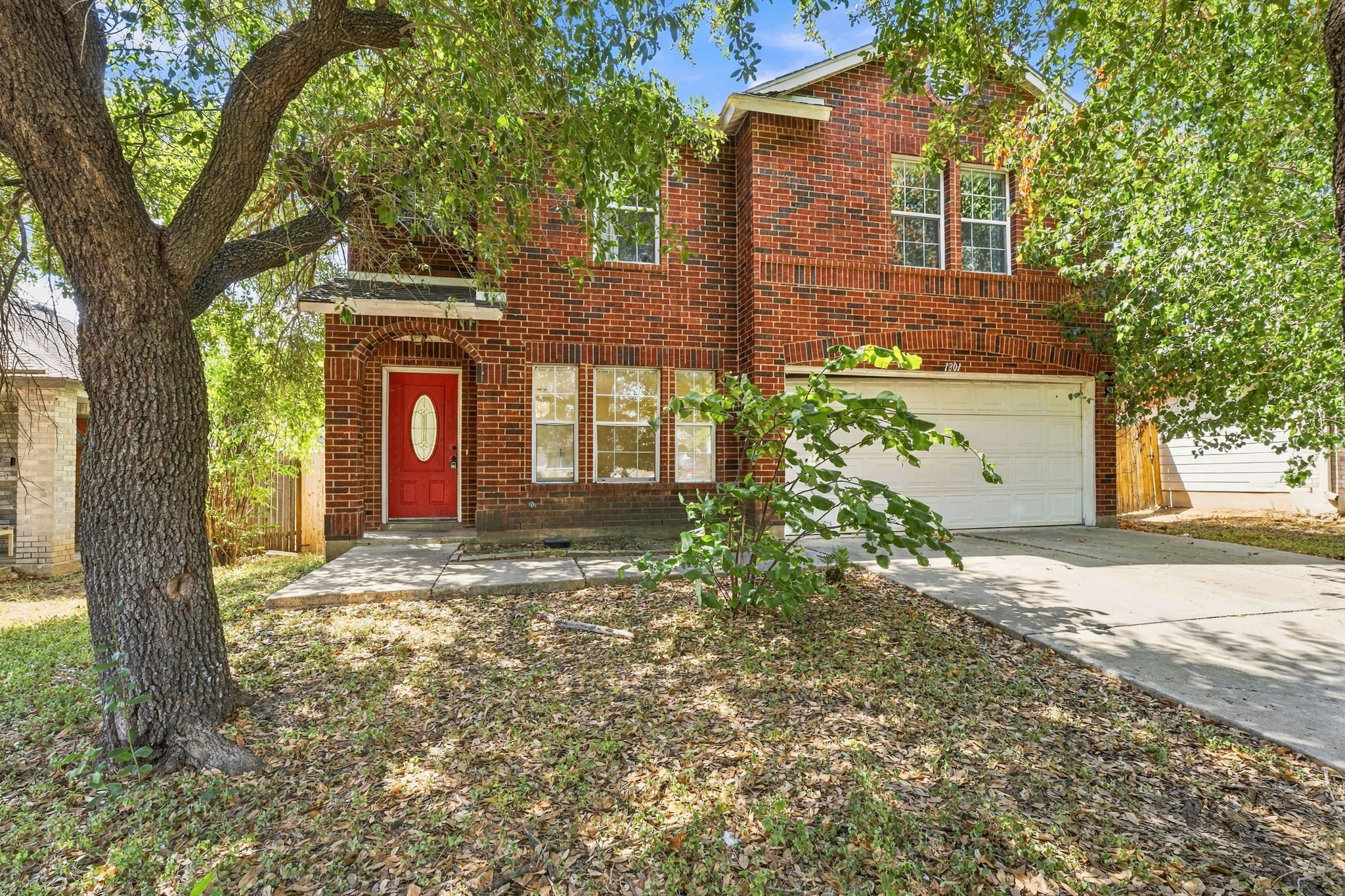 1301 Deerhound Pl — photo