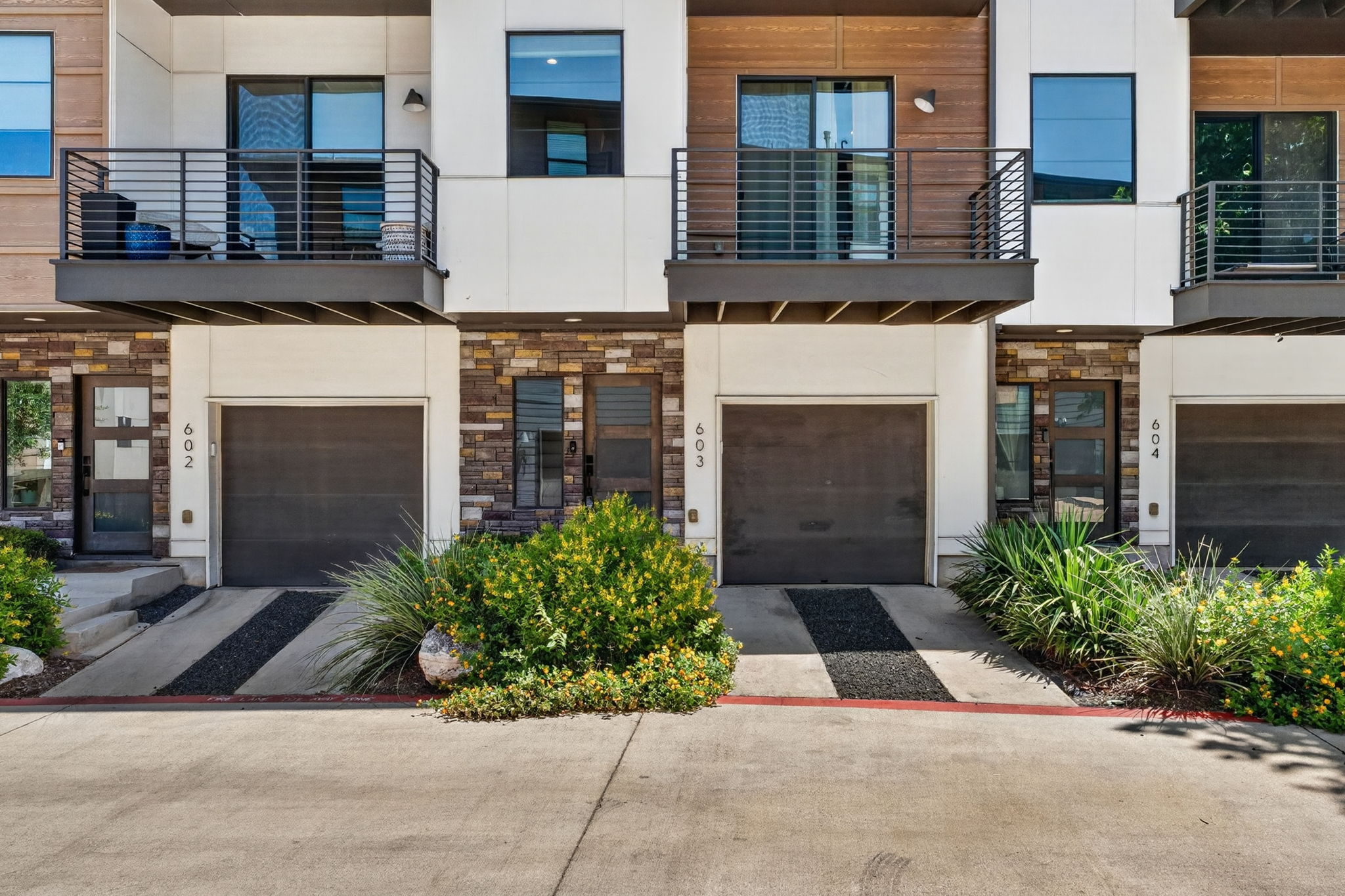 3700 Clawson Rd 603 — photo