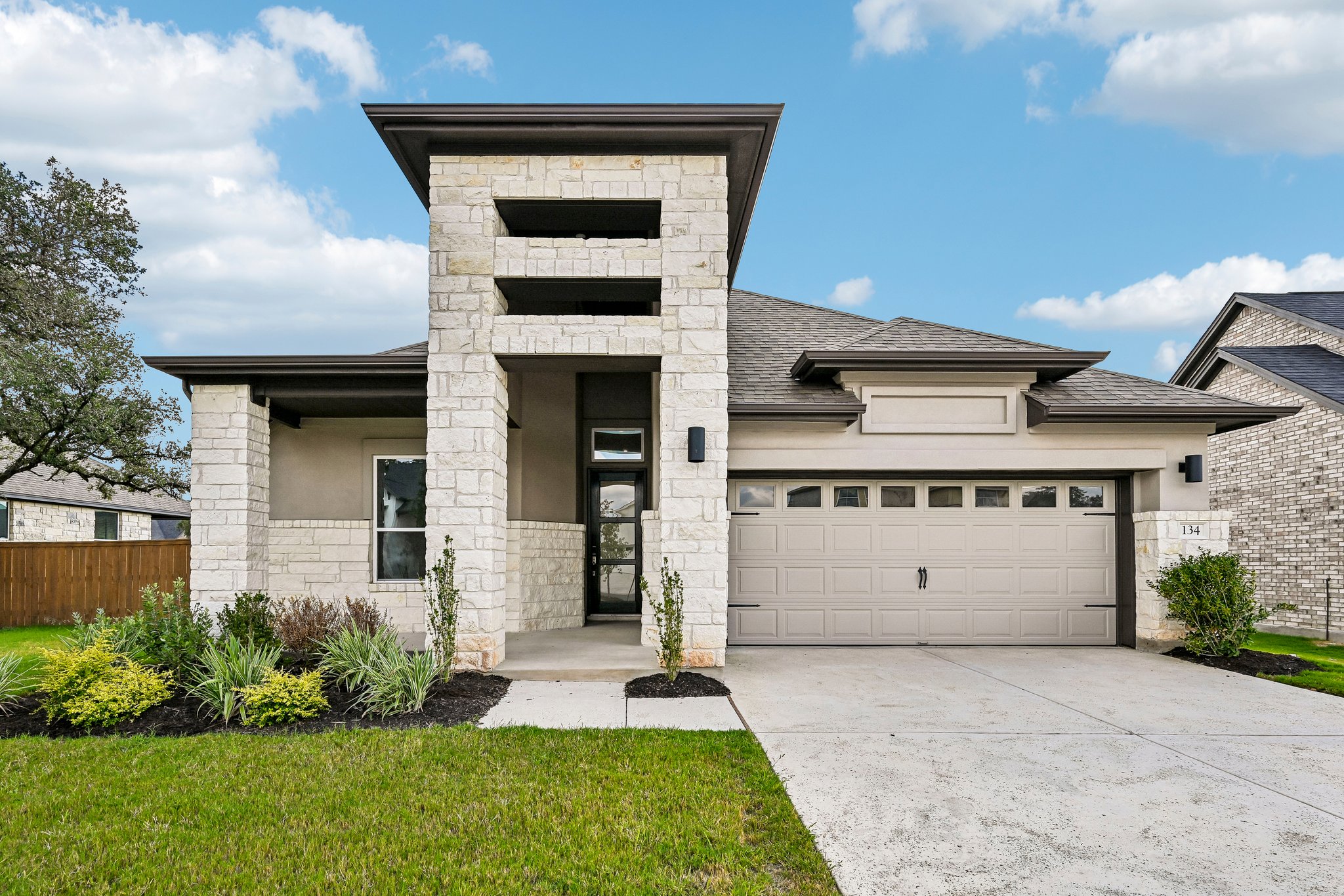 134 Comfort Dr — photo