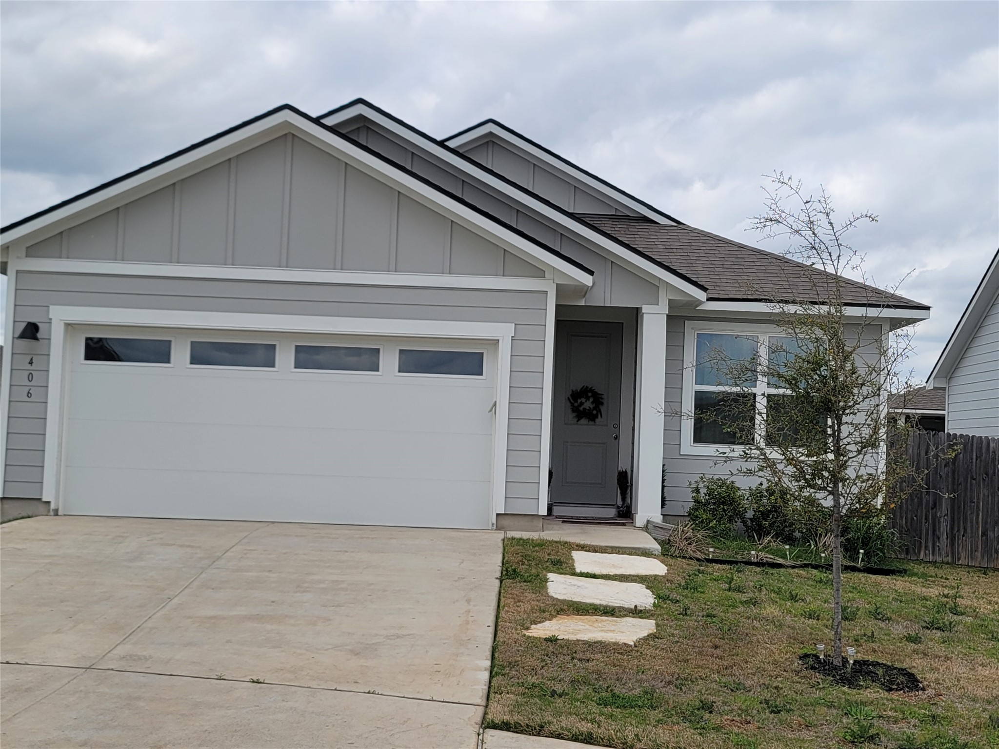 406 Watercourse Way — photo