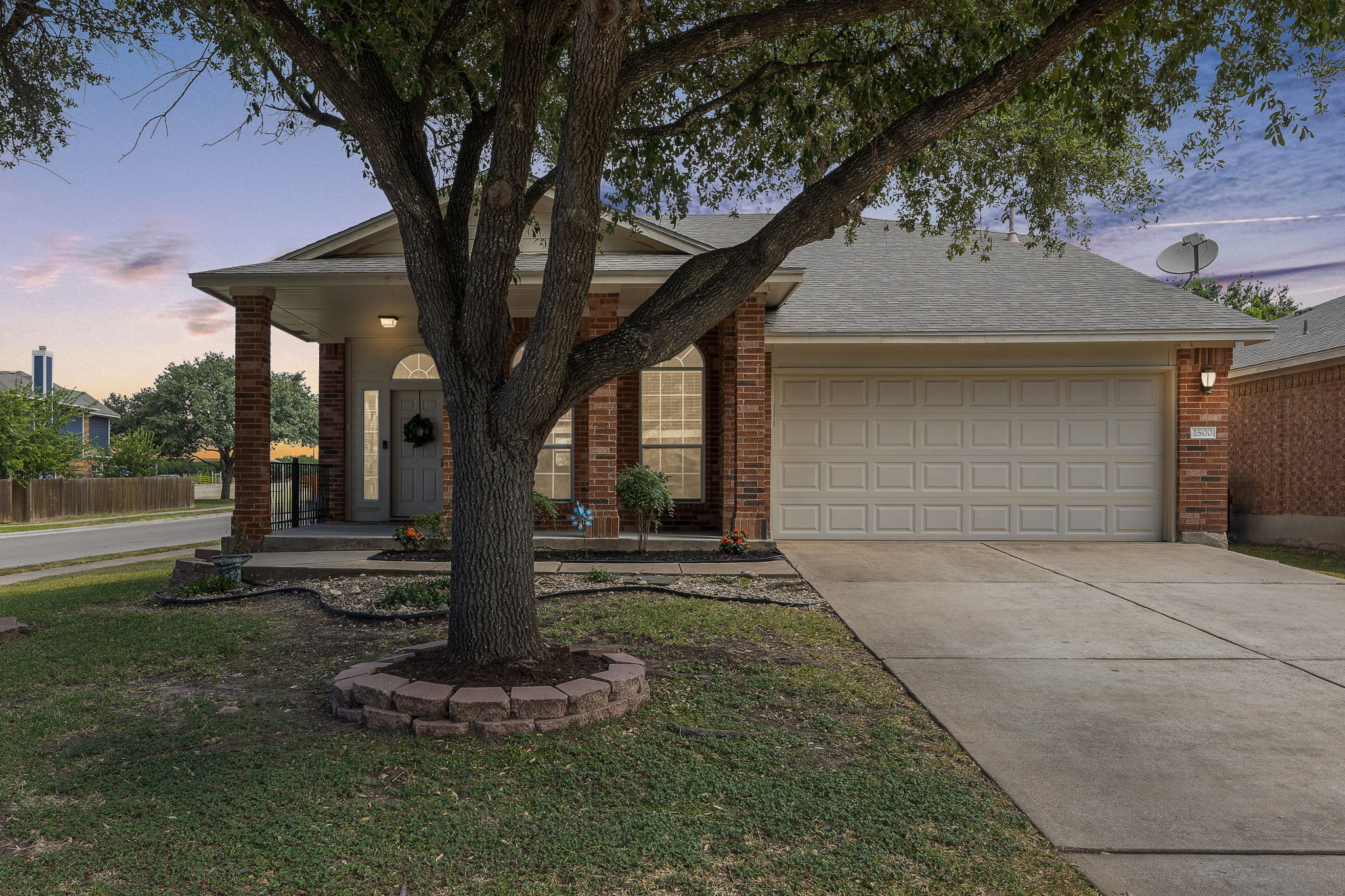 1500 Jackie Robinson Pl — photo