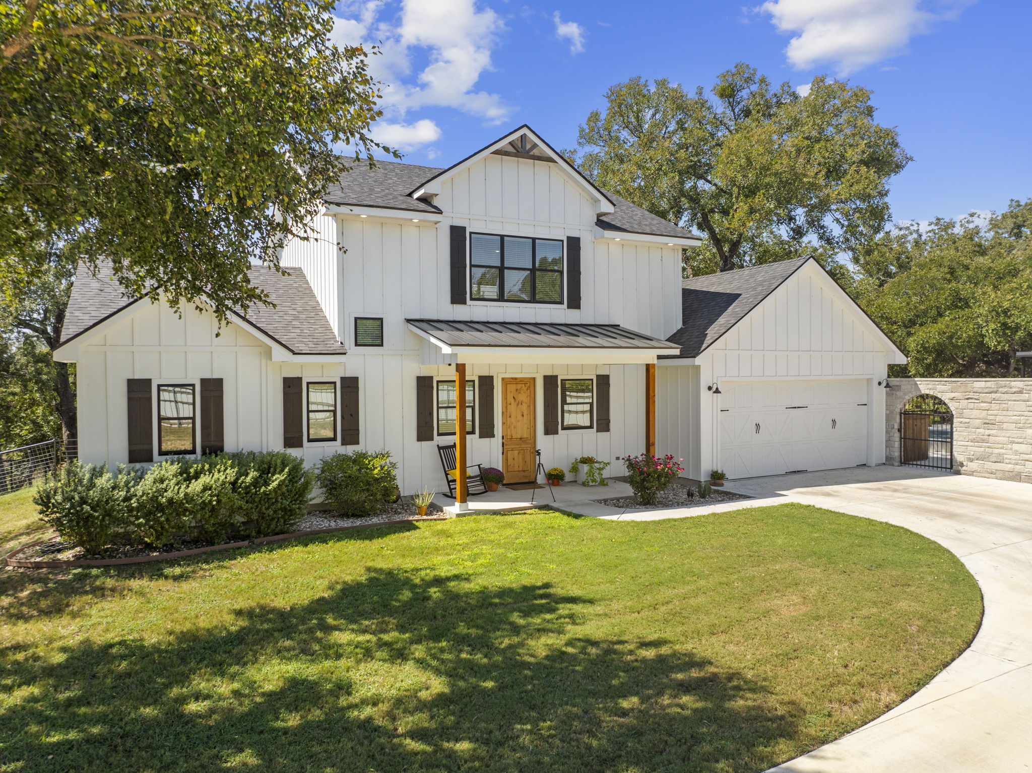 28099 FM 2670 — photo