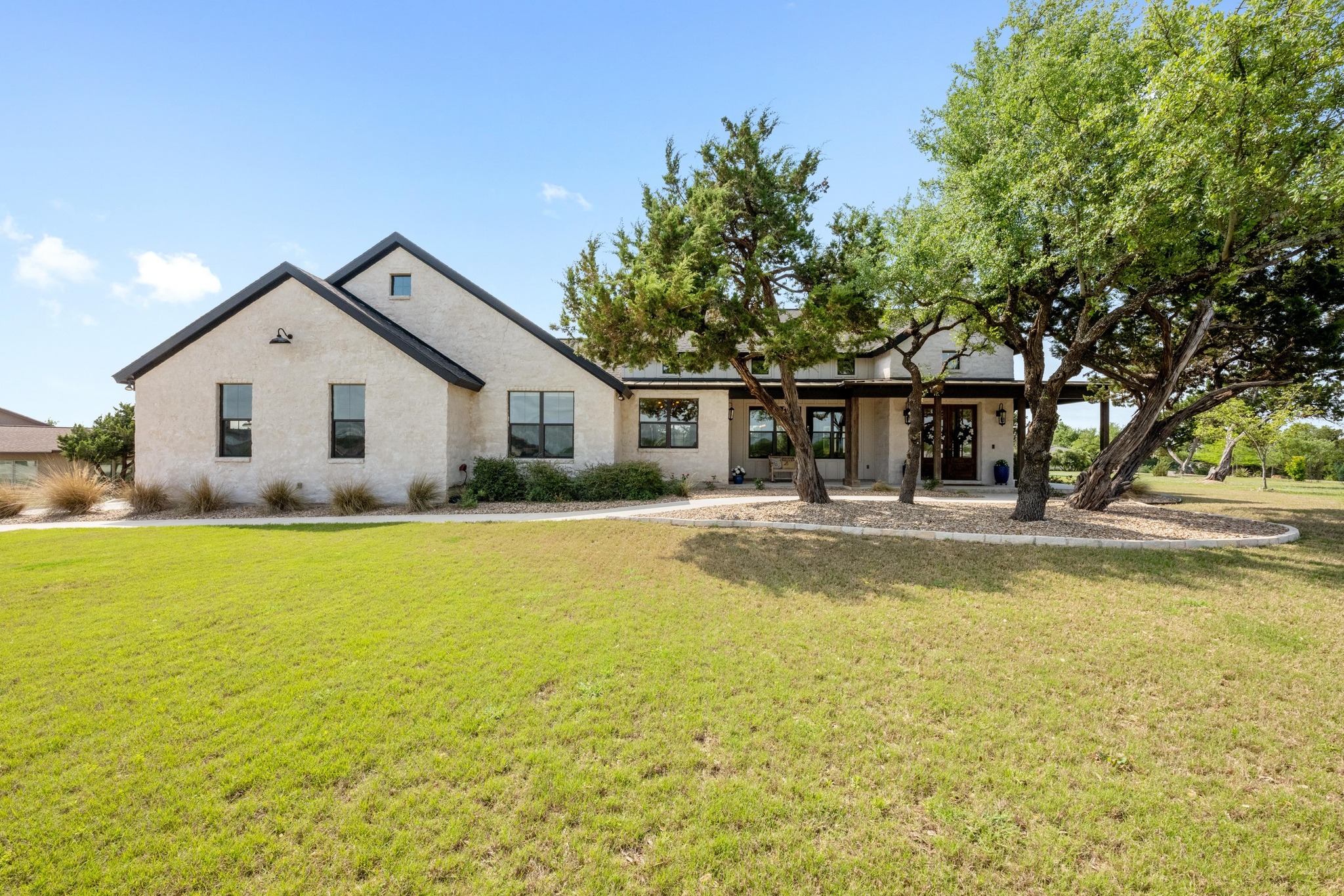 215 Sandy Creek CV — photo