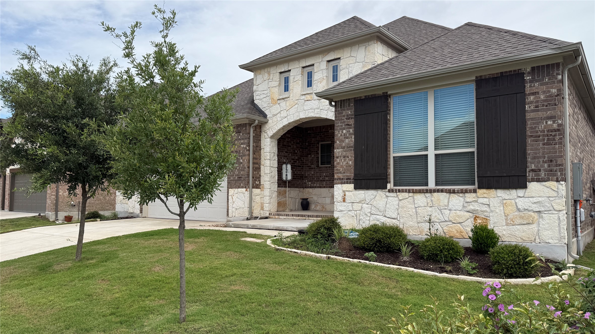 352 Olympic Park Dr — photo