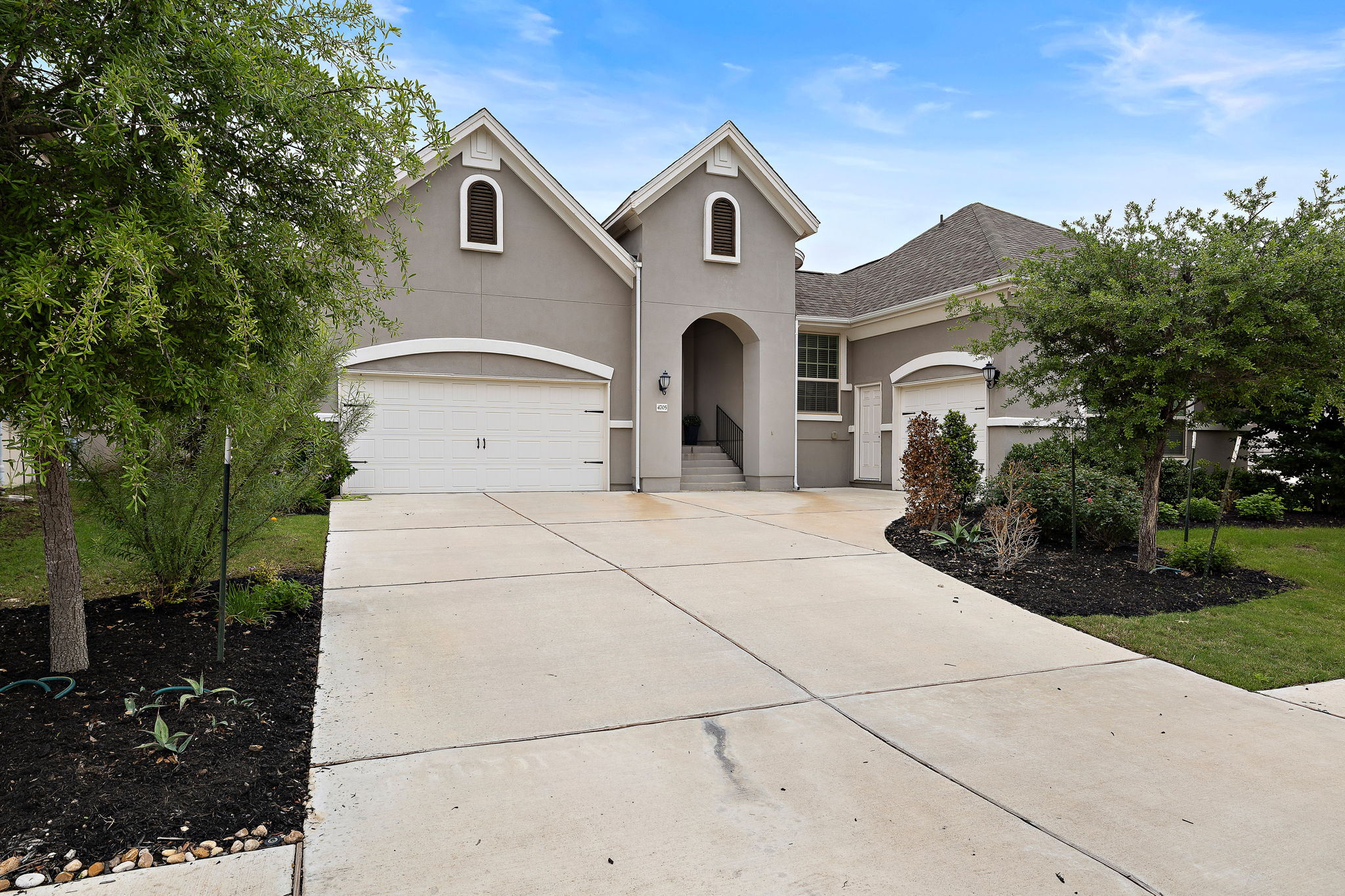 4705 Napoli Shore Dr — photo