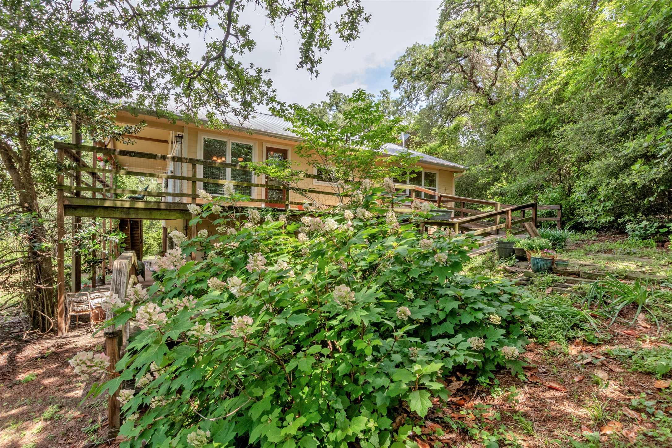 9997 Calhoun Road, Bryan, TX 77808 — photo 2