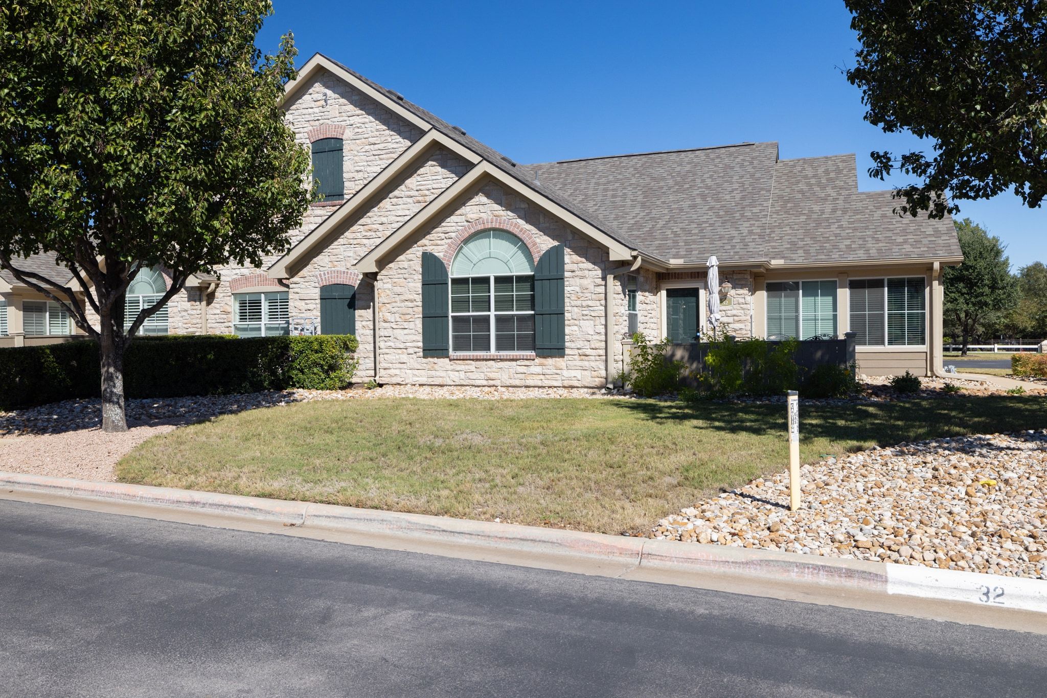 30 Wildwood Dr 32 — photo