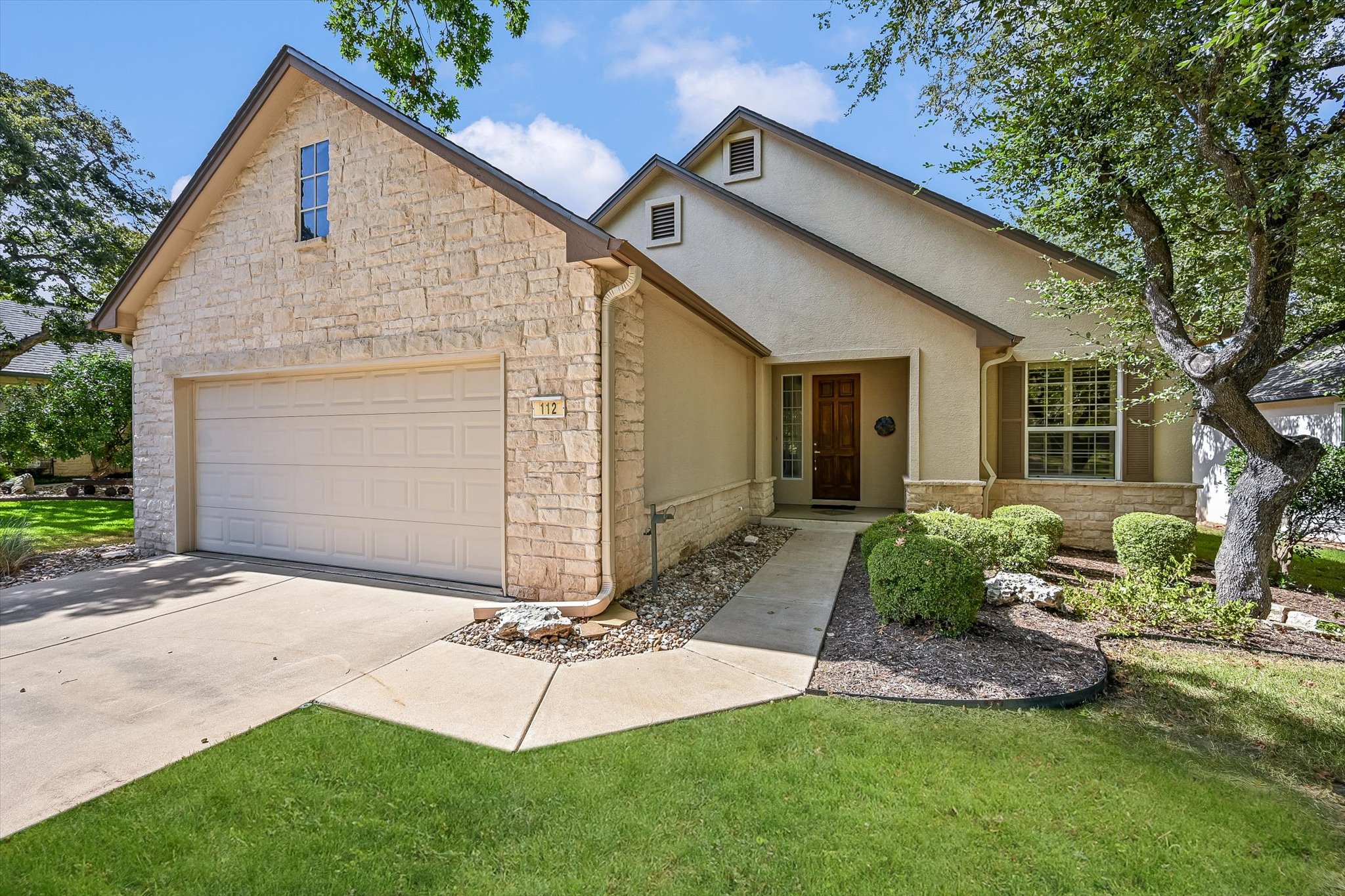112 Warbler Way — photo