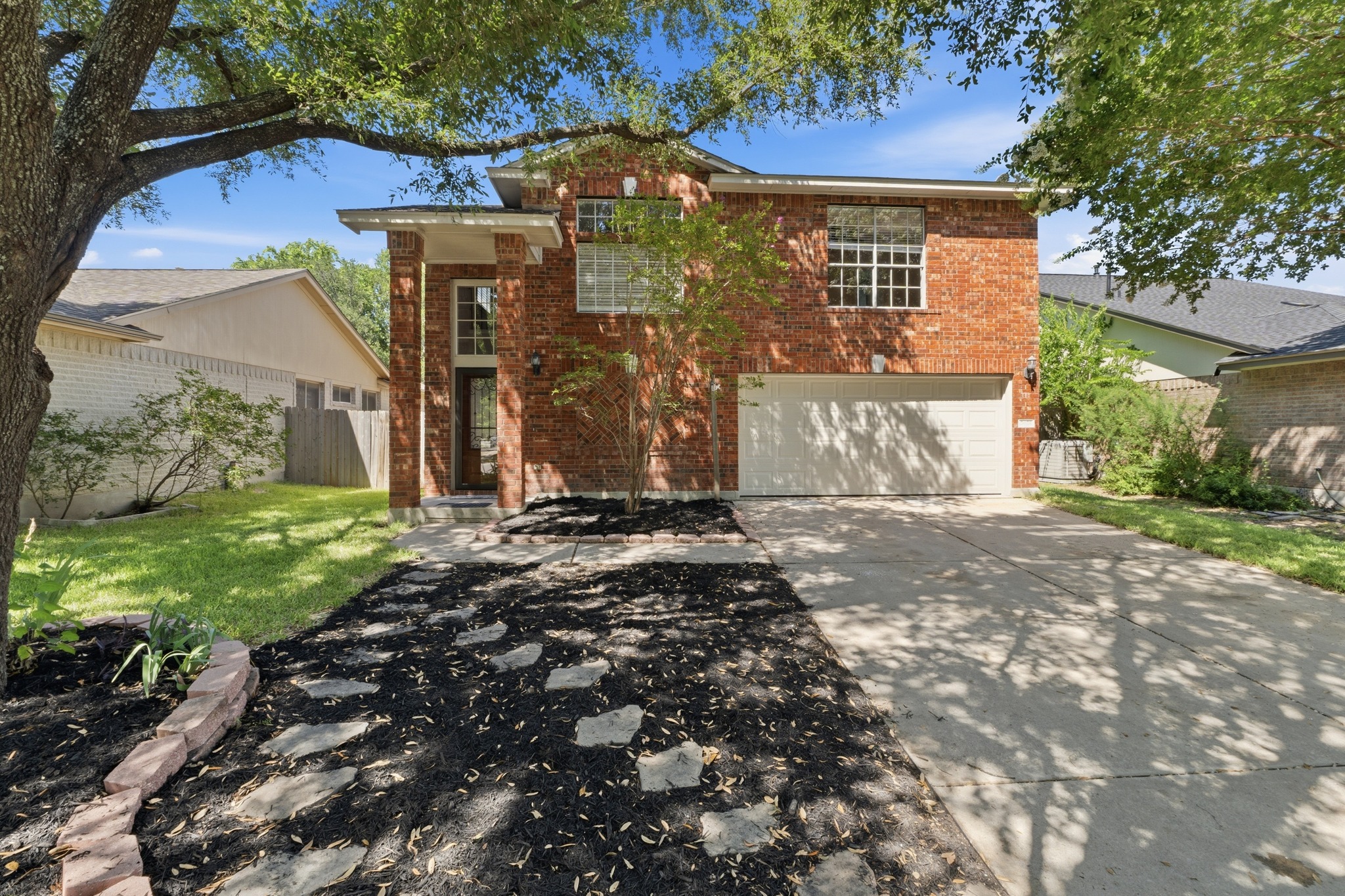 2674 Bradley Ln — photo
