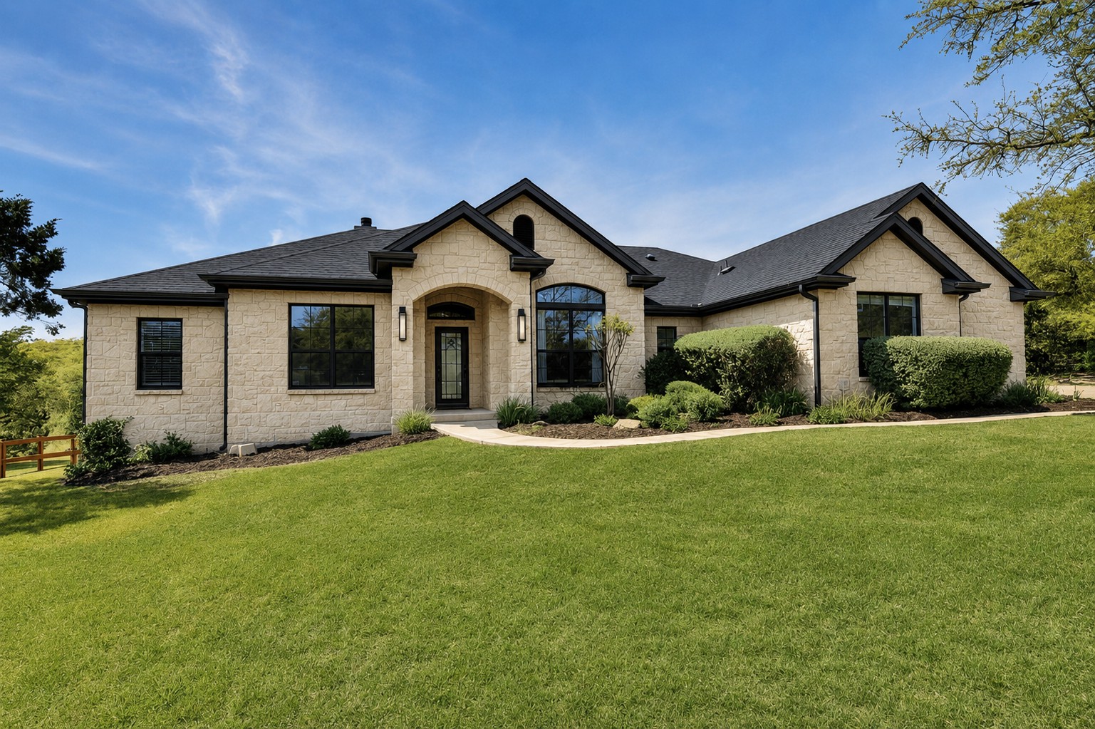 300 High Plains Dr — photo
