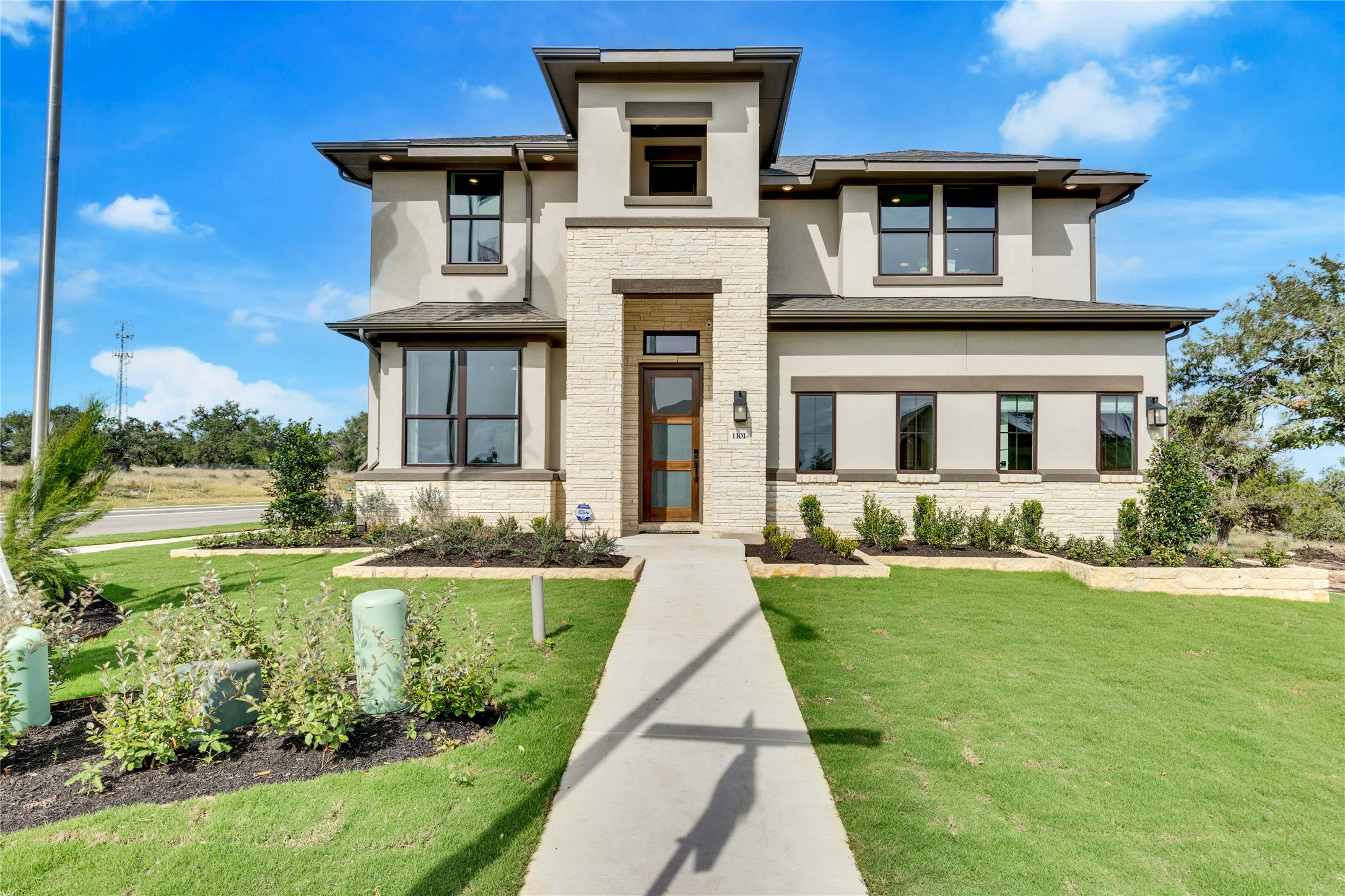 1101 Cole Estates Dr — photo