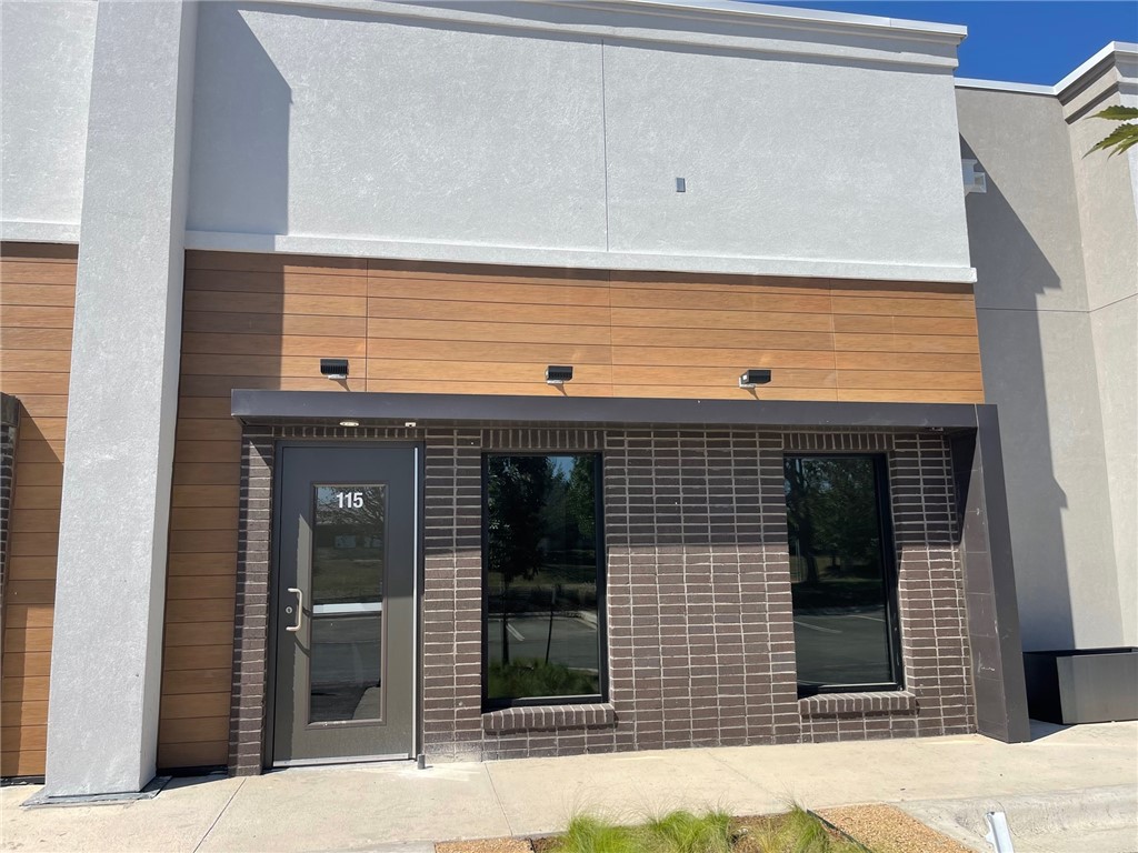 2261 Gattis School Rd 135 — photo
