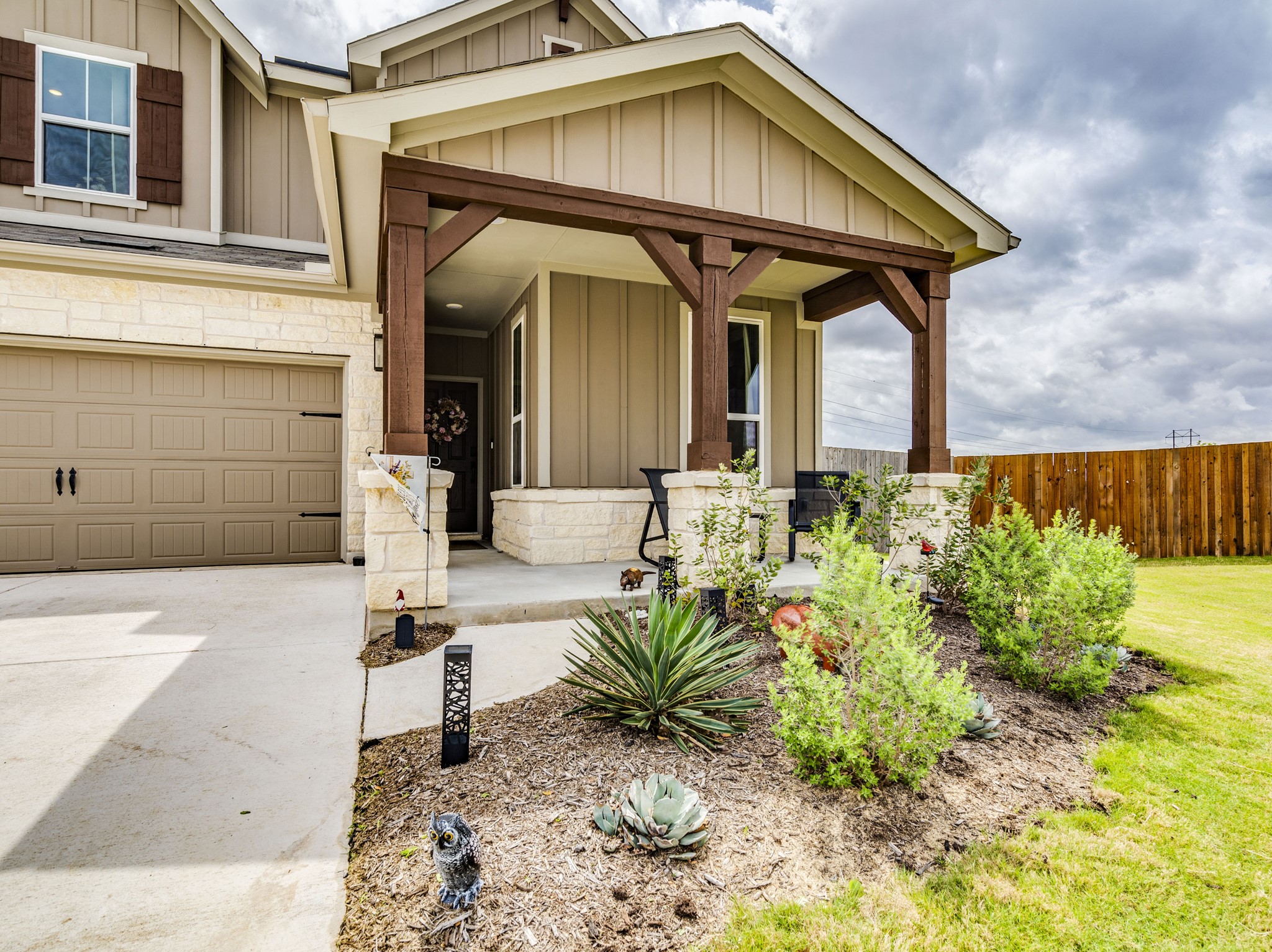 297 Tree Nut Loop, Buda, TX 78610 — photo 2