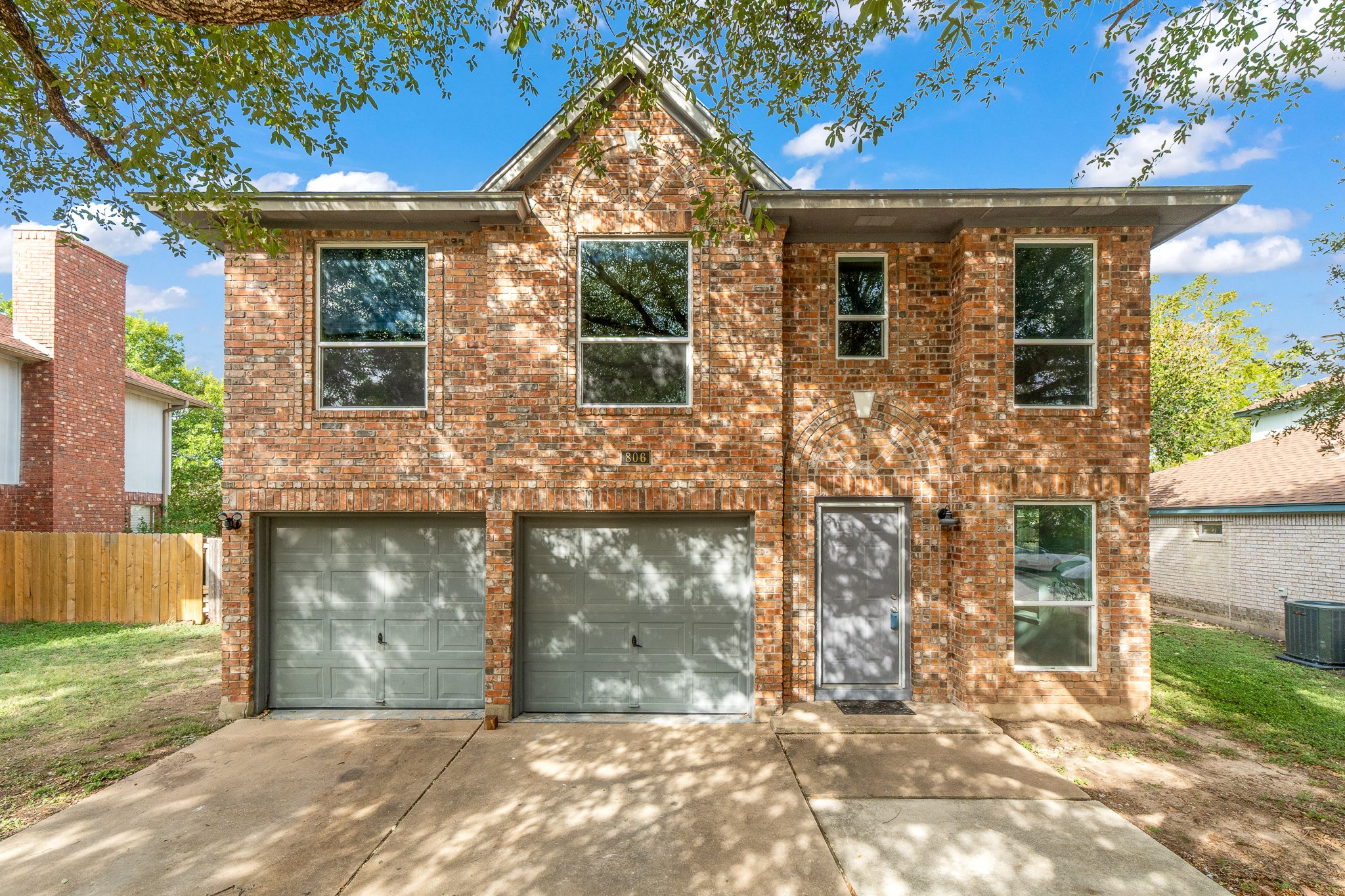 806 Cactus Bend Dr — photo