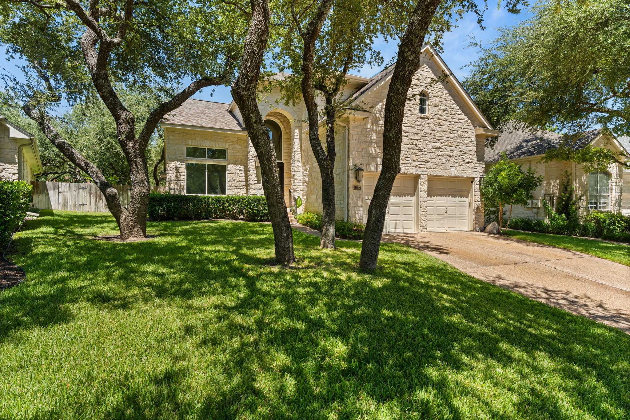 4027 Sable Oaks Dr — photo