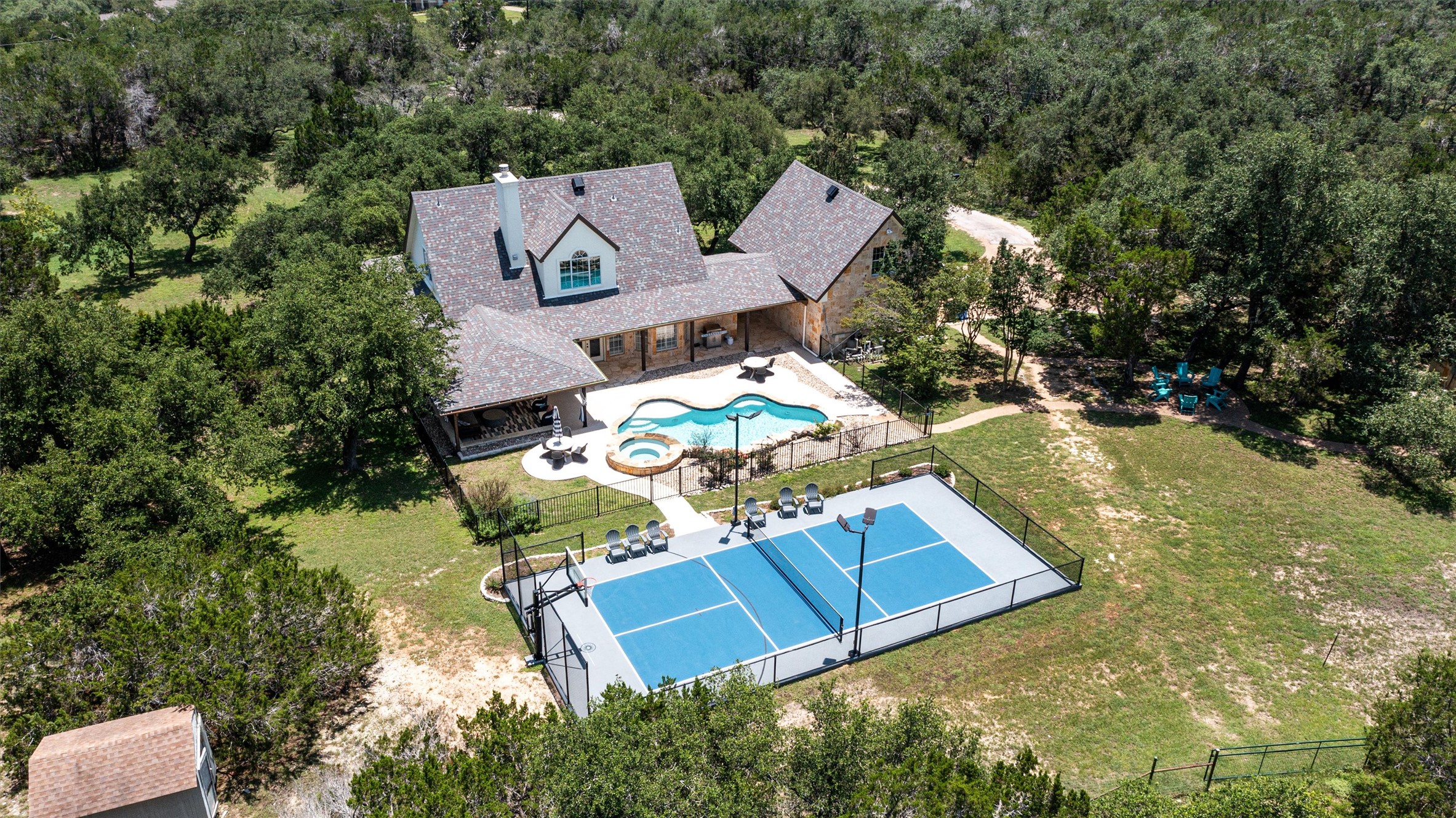 220 Sundance Trl — photo