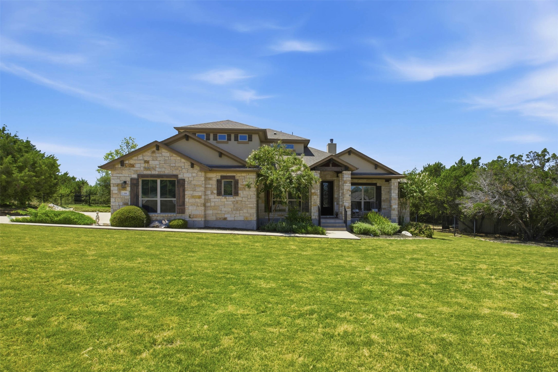 144 Milestone Rd — photo