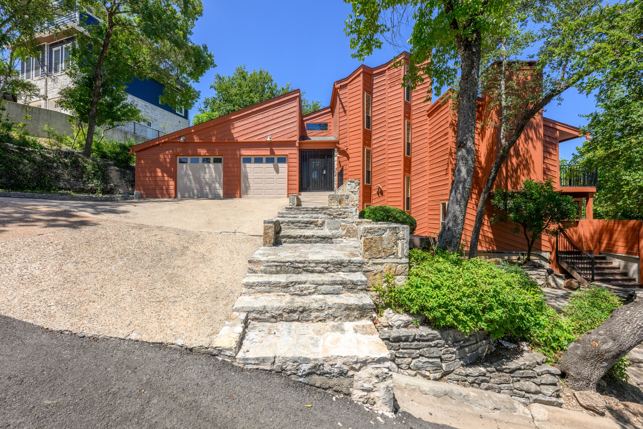 5104 Beverly Hills Dr — photo