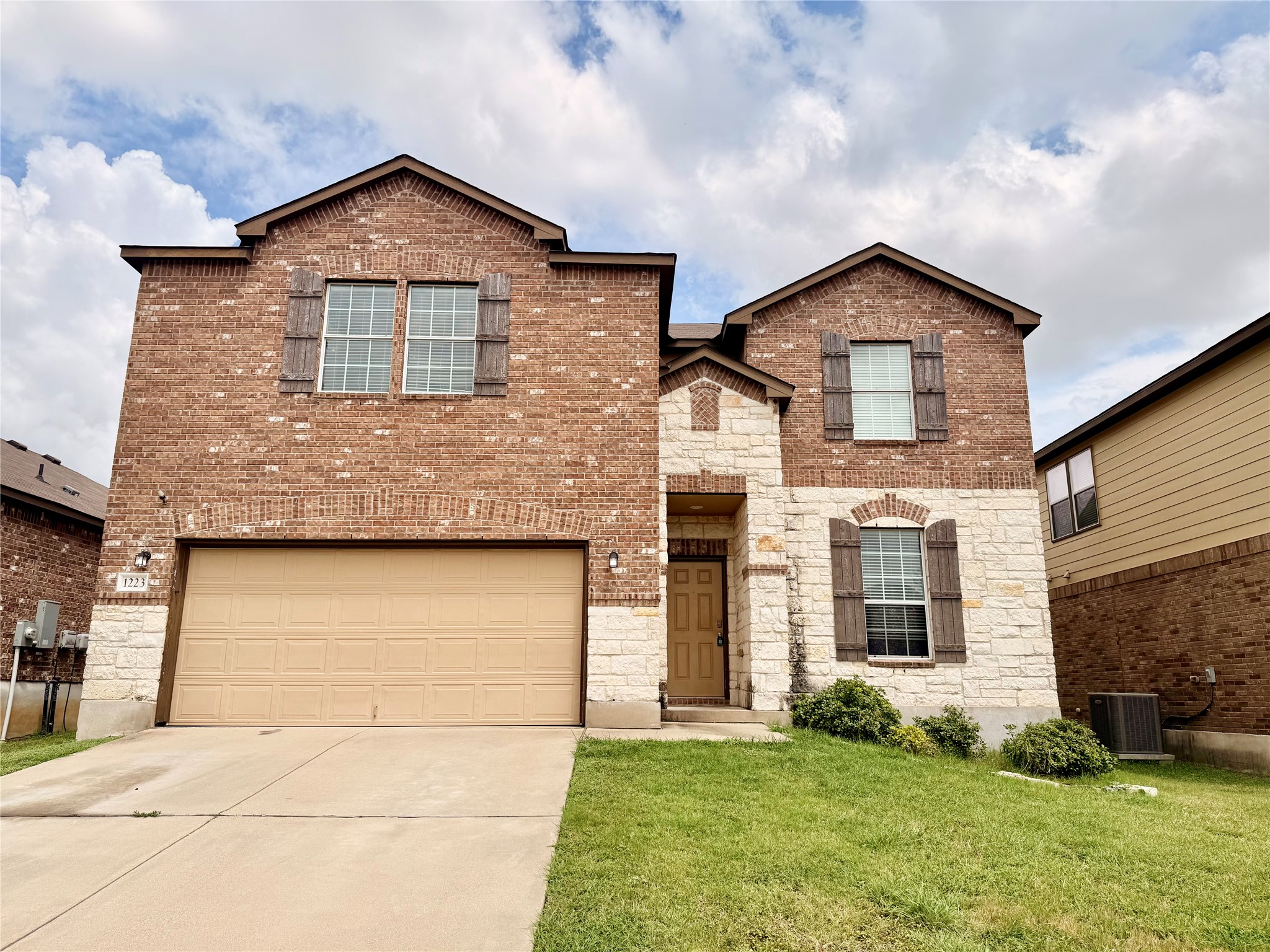 1223 Daffodil Dr — photo