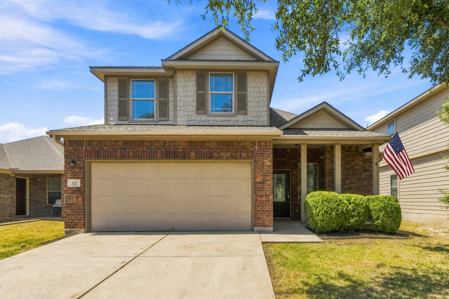 172 Housefinch Loop — photo