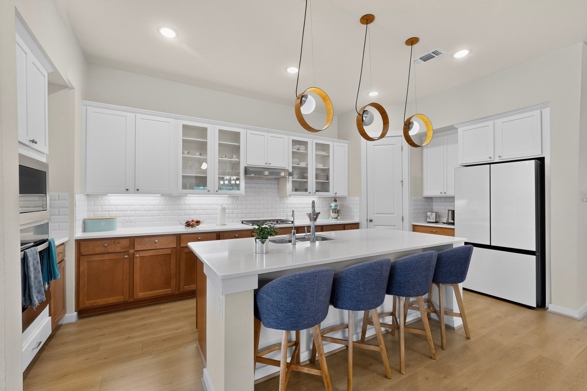 4010 Flowstone Ln — photo
