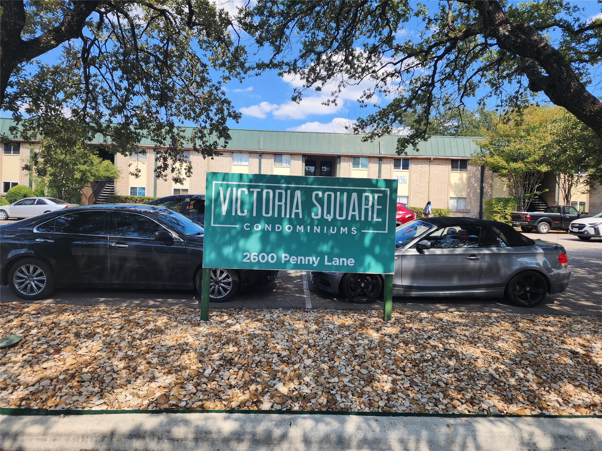 2600 Penny Ln Unit 116 — photo