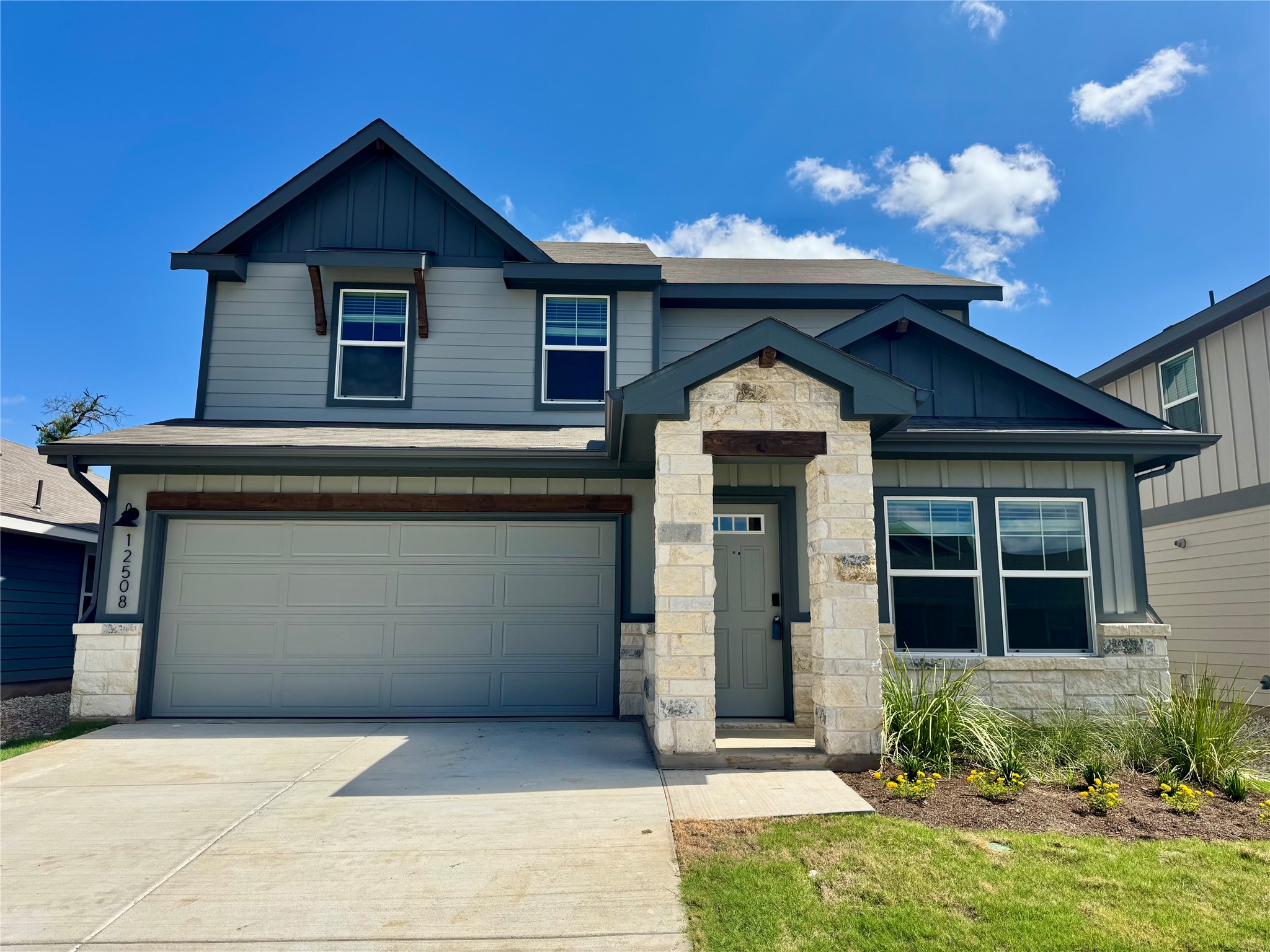 12508 Saint Thomas Dr — photo