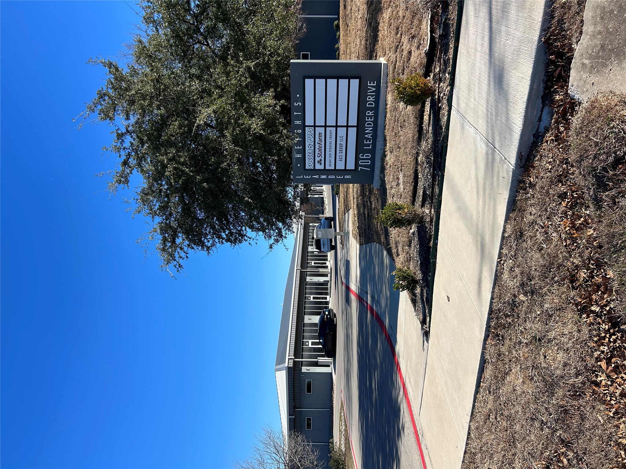 706 Leander Dr 502 — photo
