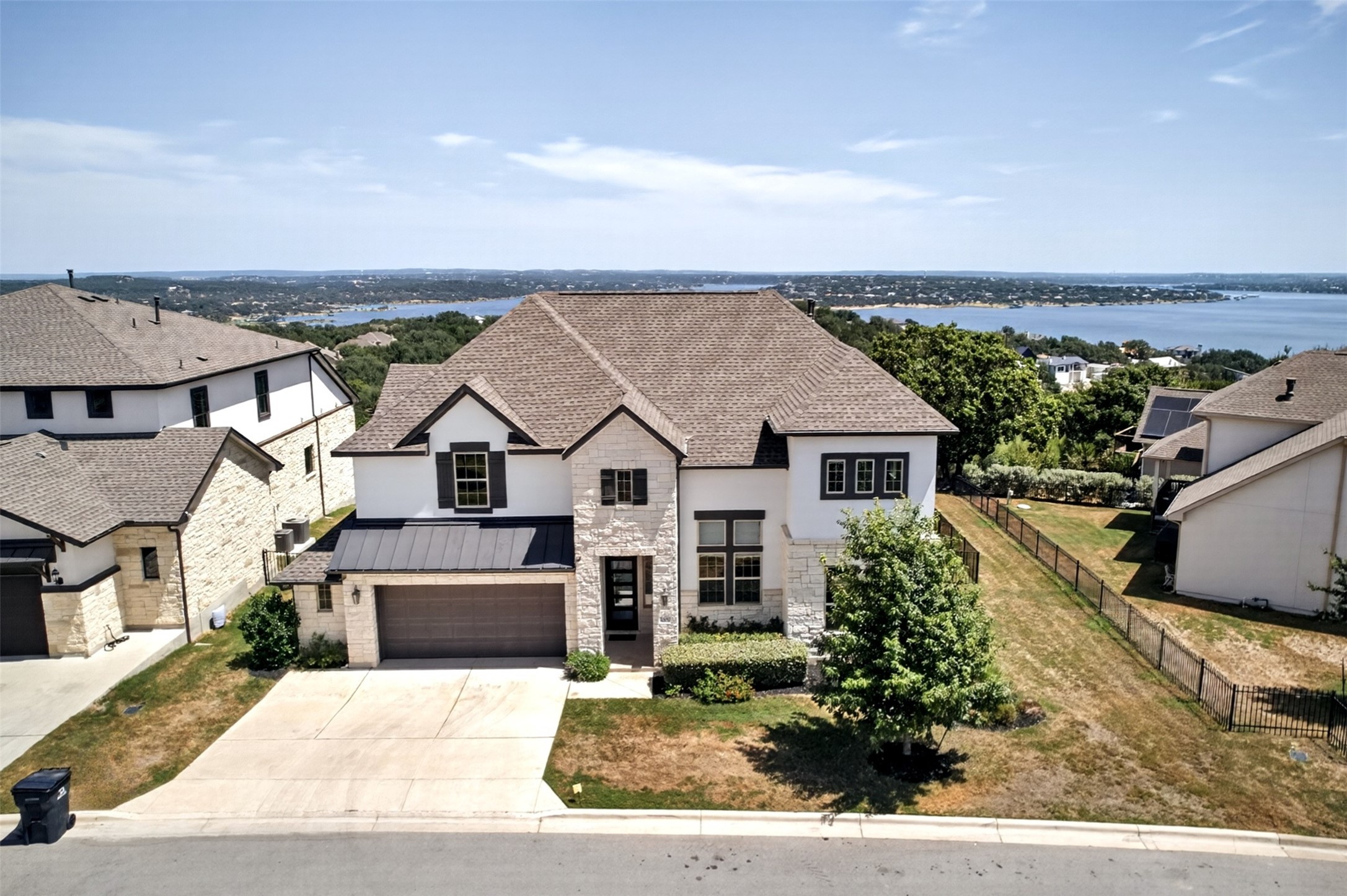 2400 Sunset Vista Cir 39 — photo