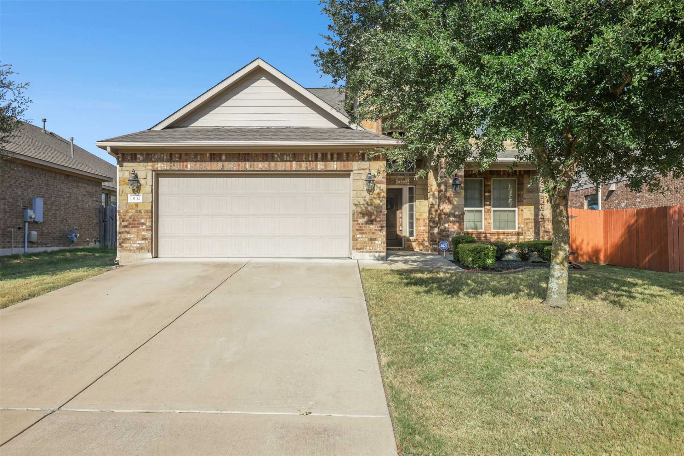 3132 Honey Peach Way — photo