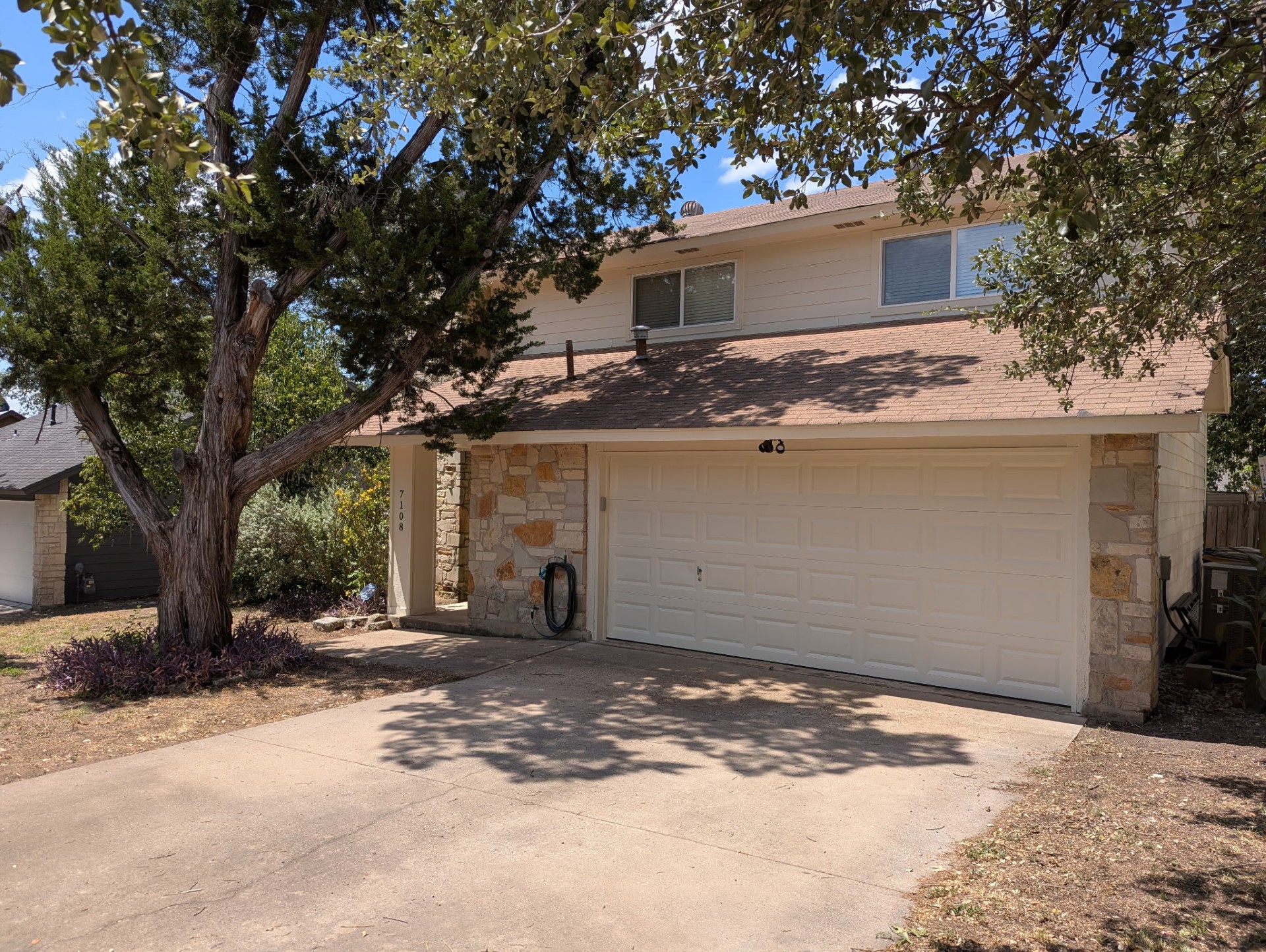7108 Shadywood Dr — photo
