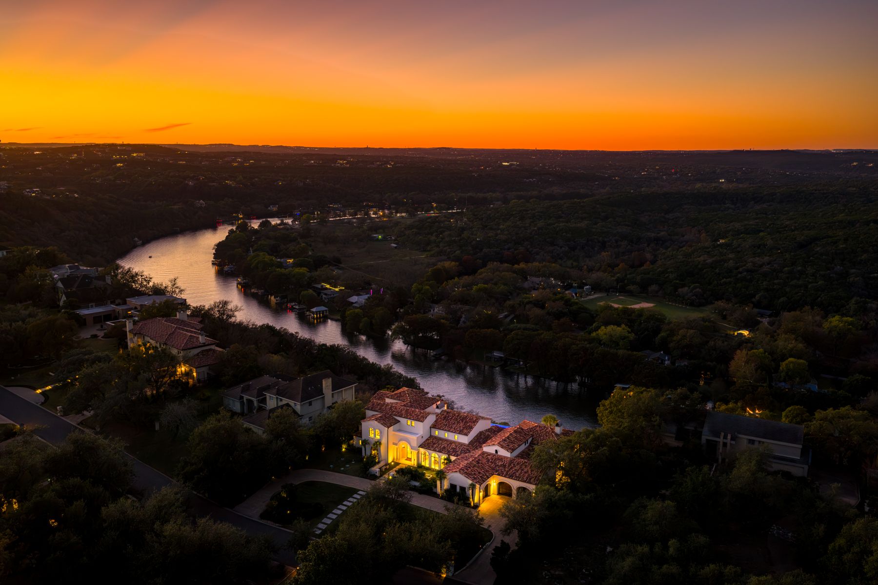 84 Pascal Lane, Austin, TX 78746 — photo 2