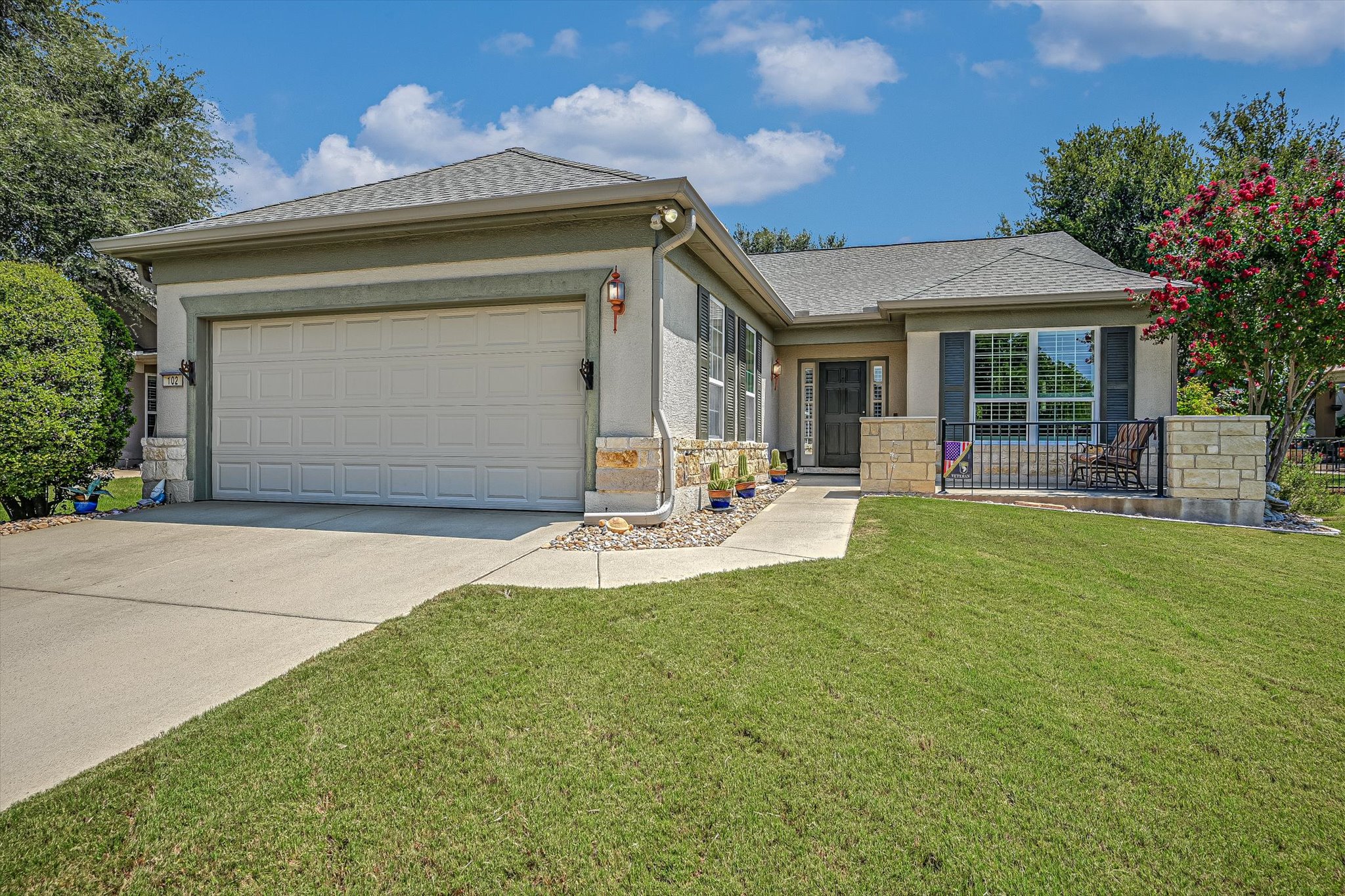 102 Yosemite Road, Georgetown, TX 78633 — photo 2