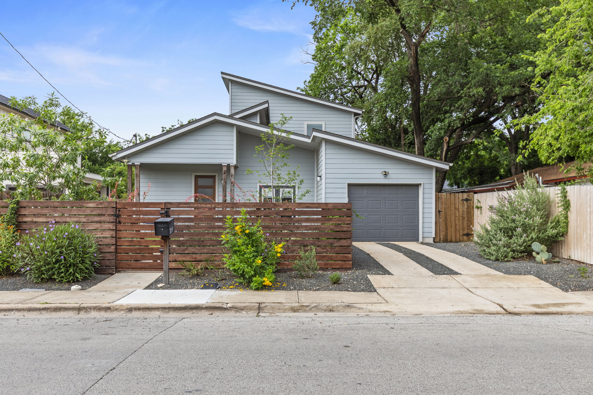 3019 Lyons Road, Austin, TX 78702