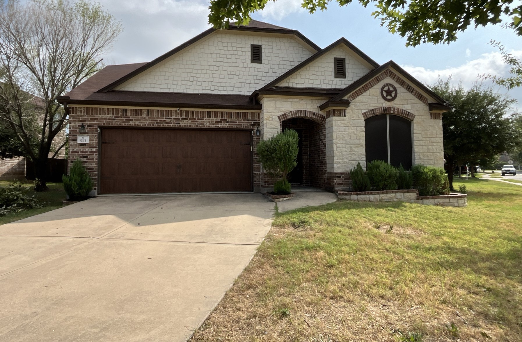913 Water Hyacinth Loop — photo